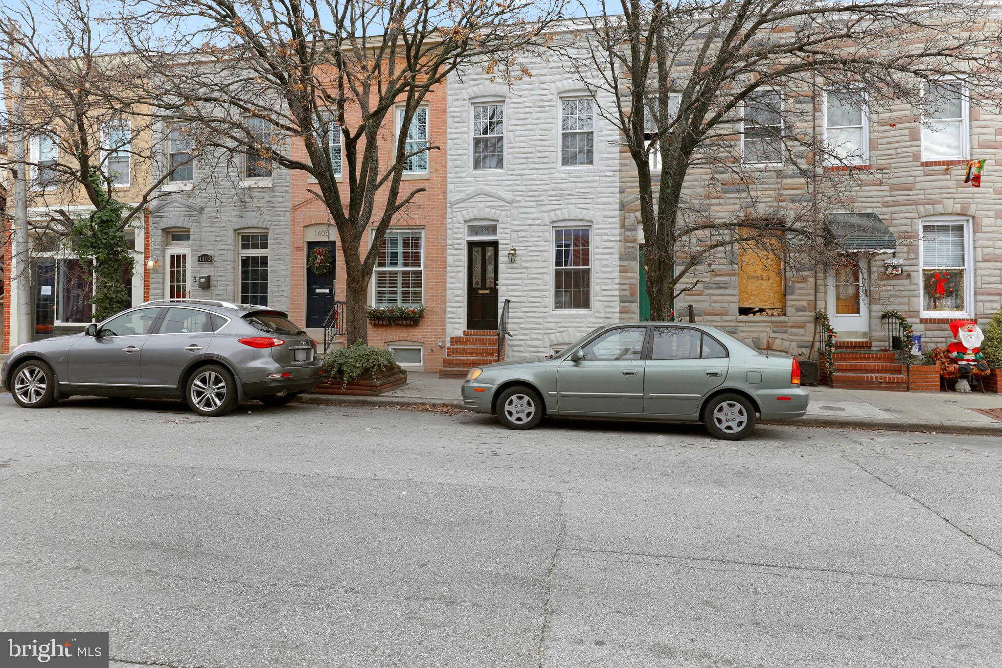 LOCUST POINT - Residential