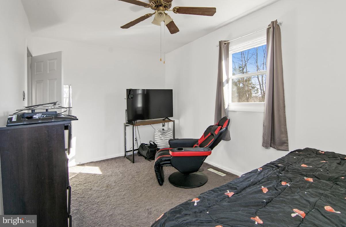 THOMSON ESTATES - Residential