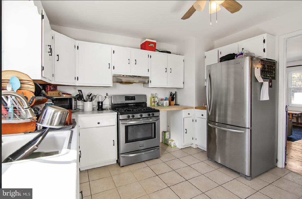 THOMSON ESTATES - Residential