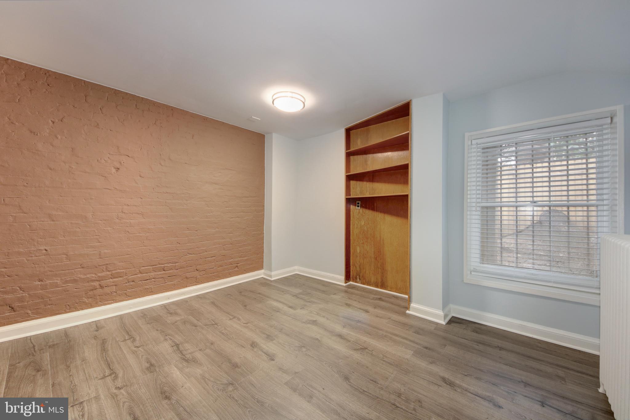 DUPONT NORTH - Residential Lease