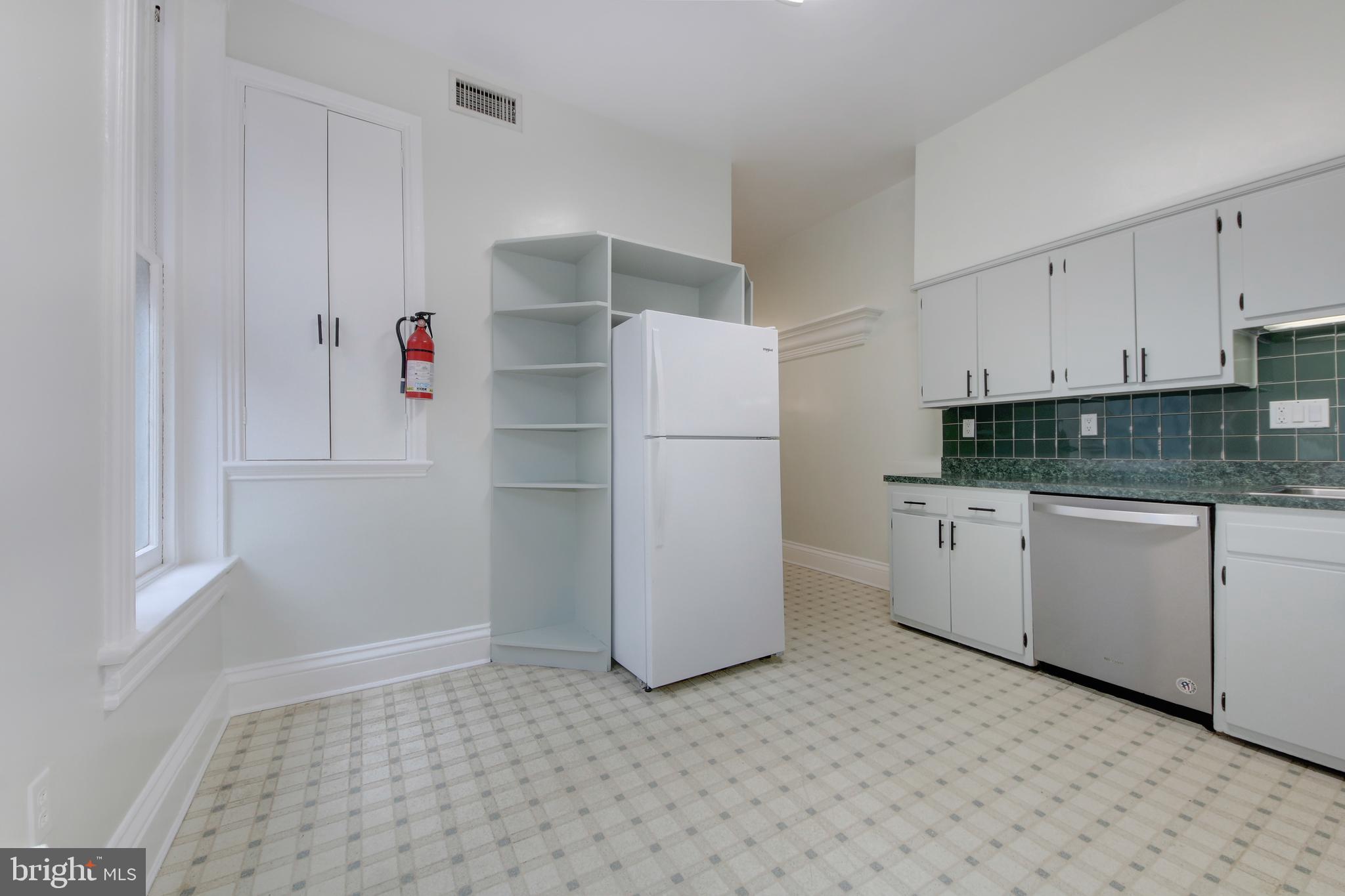 DUPONT NORTH - Residential Lease