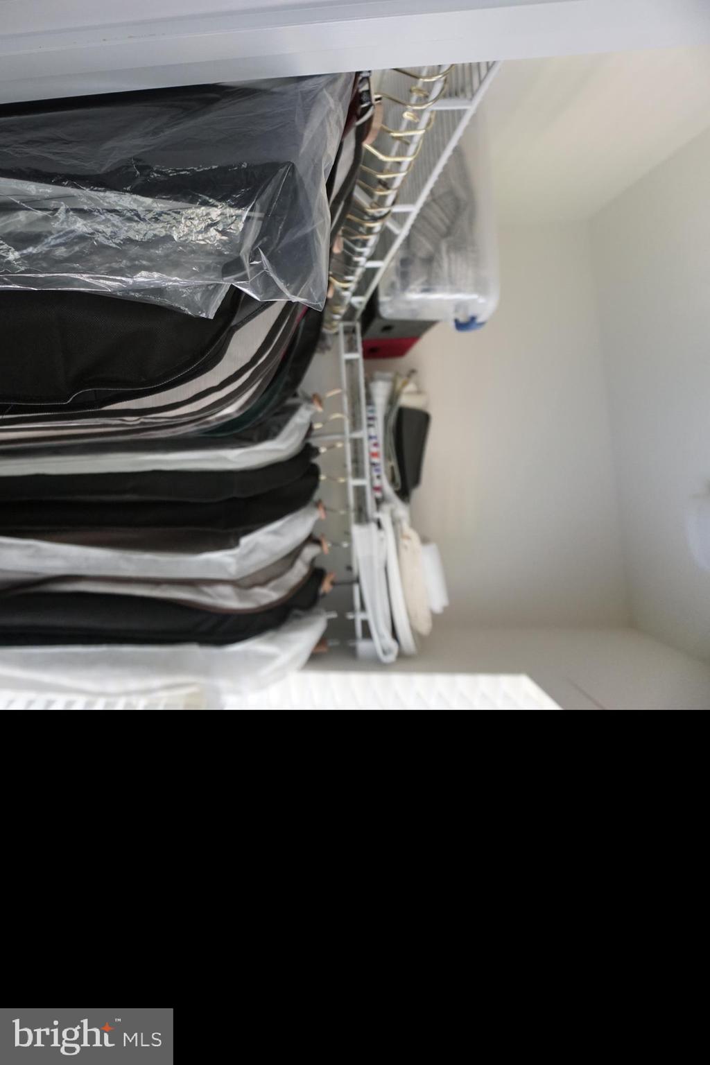 HOMEPLACE ON PELHAMS REACH - Residential