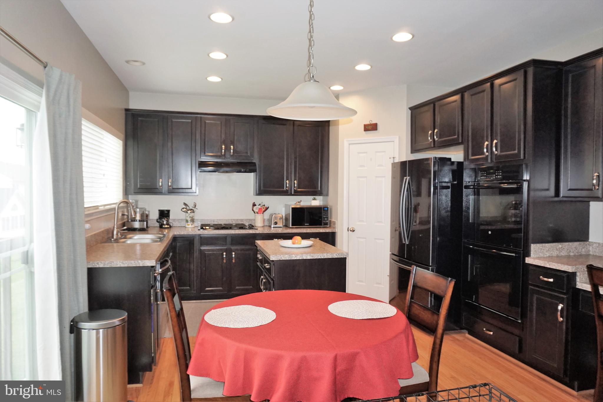 HOMEPLACE ON PELHAMS REACH - Residential