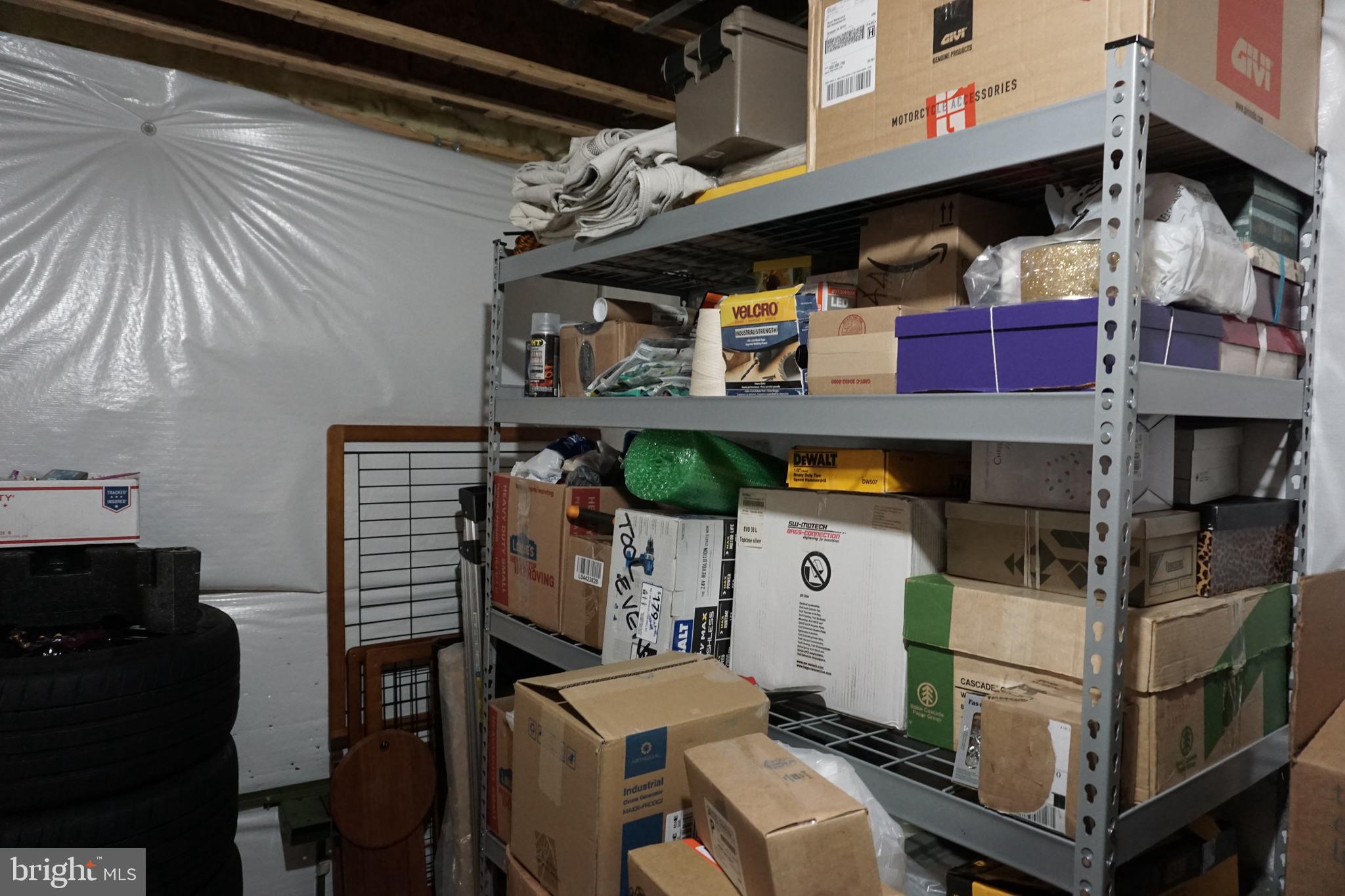 HOMEPLACE ON PELHAMS REACH - Residential