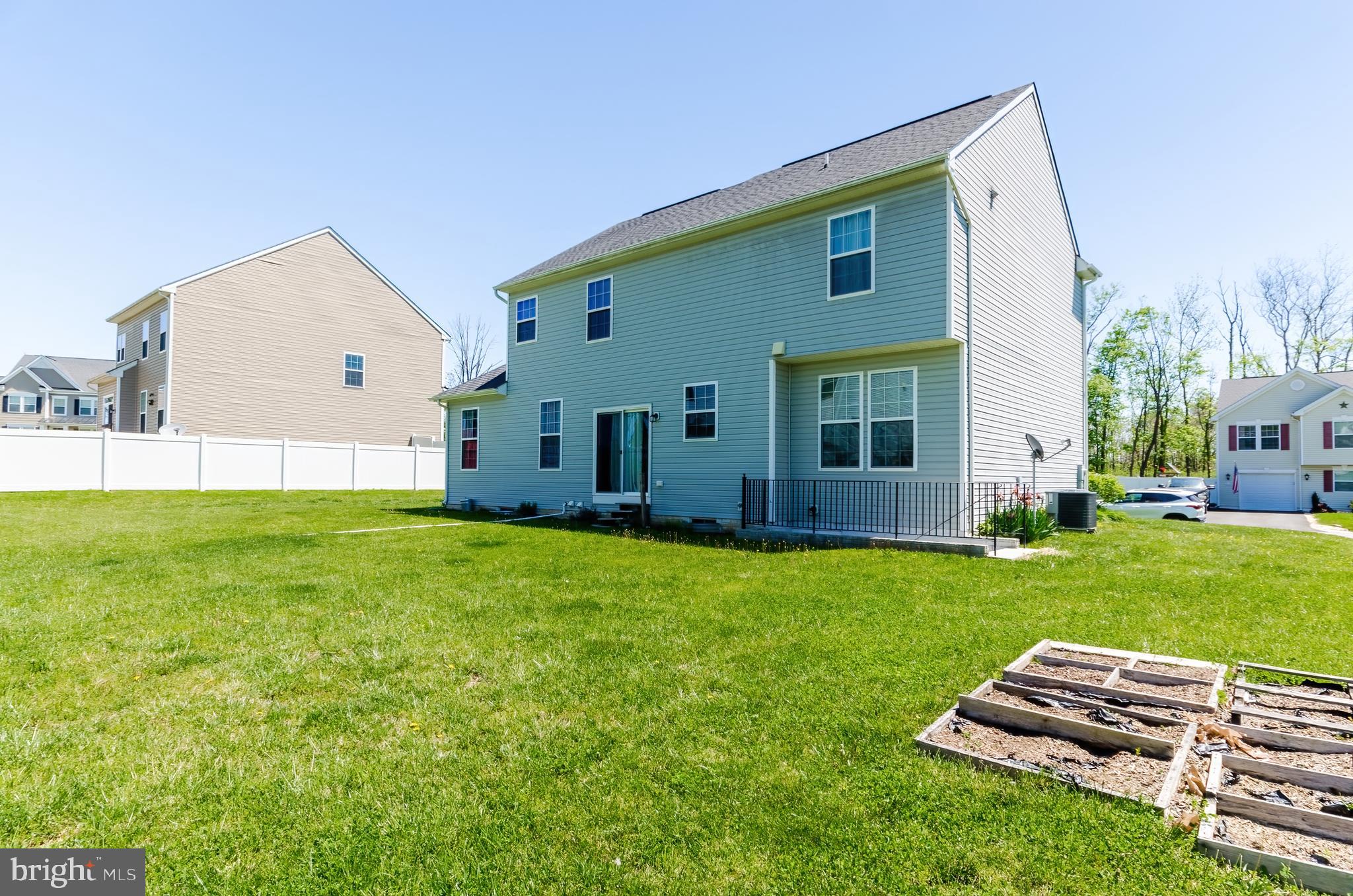 STONEBROOK VILLAGE - Residential