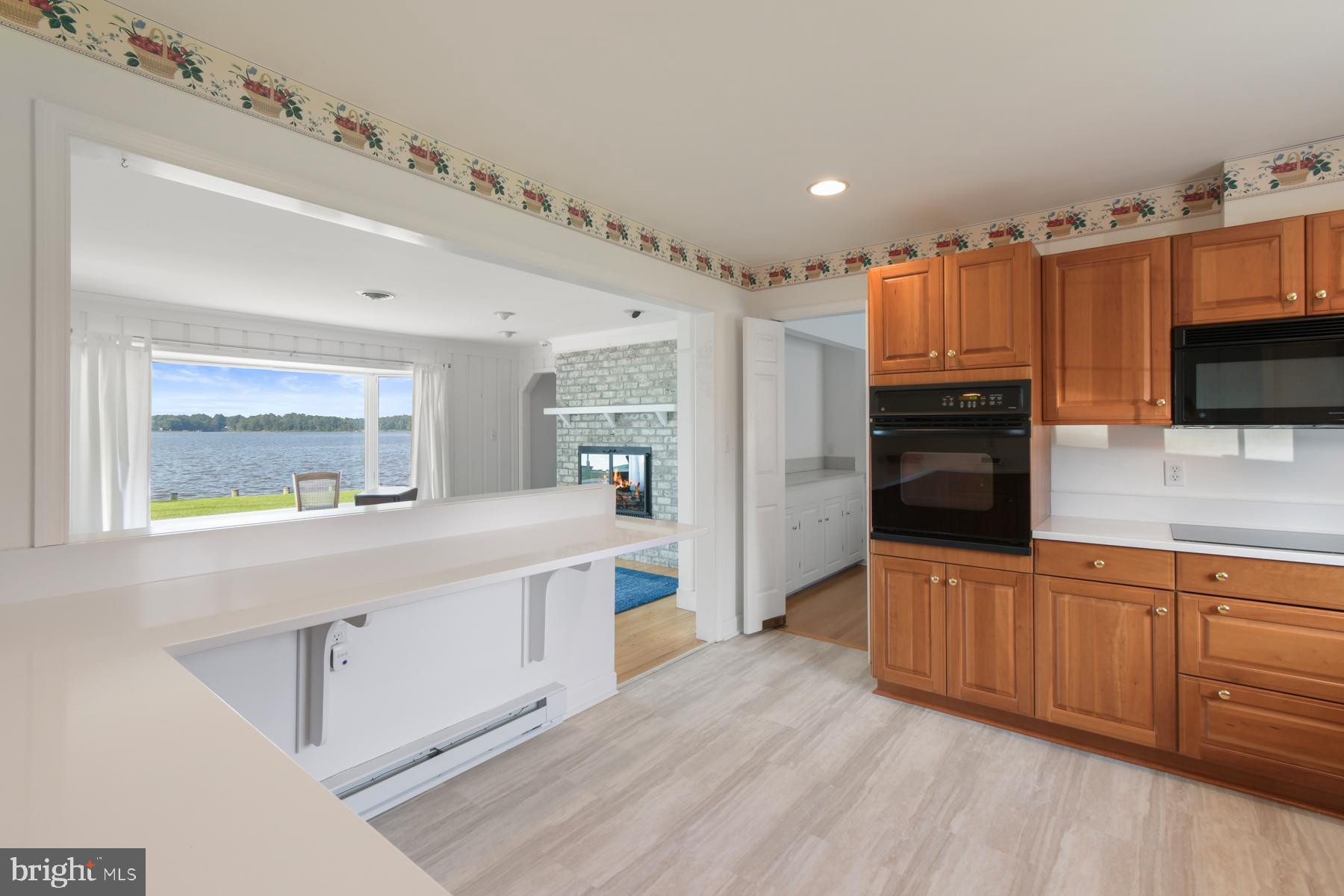 HOLIDAY HARBOR - Residential