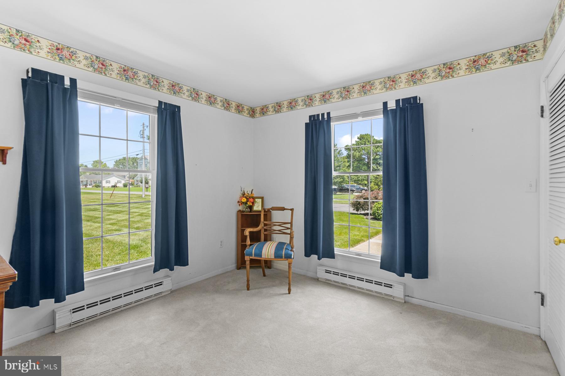 HOLIDAY HARBOR - Residential