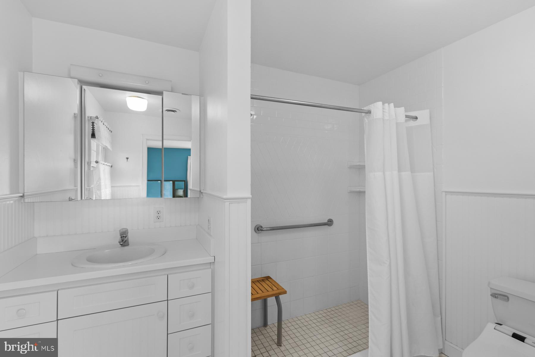 HOLIDAY HARBOR - Residential