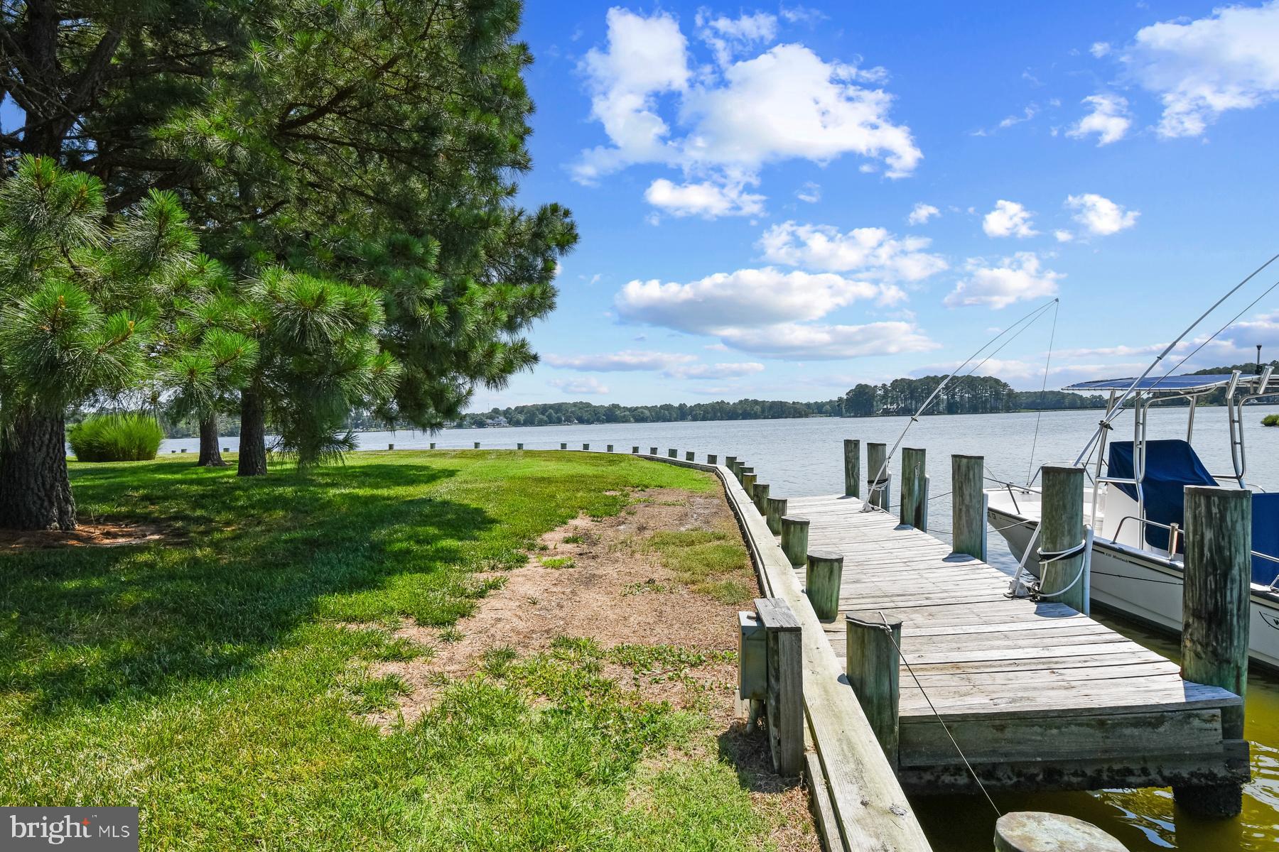 HOLIDAY HARBOR - Residential