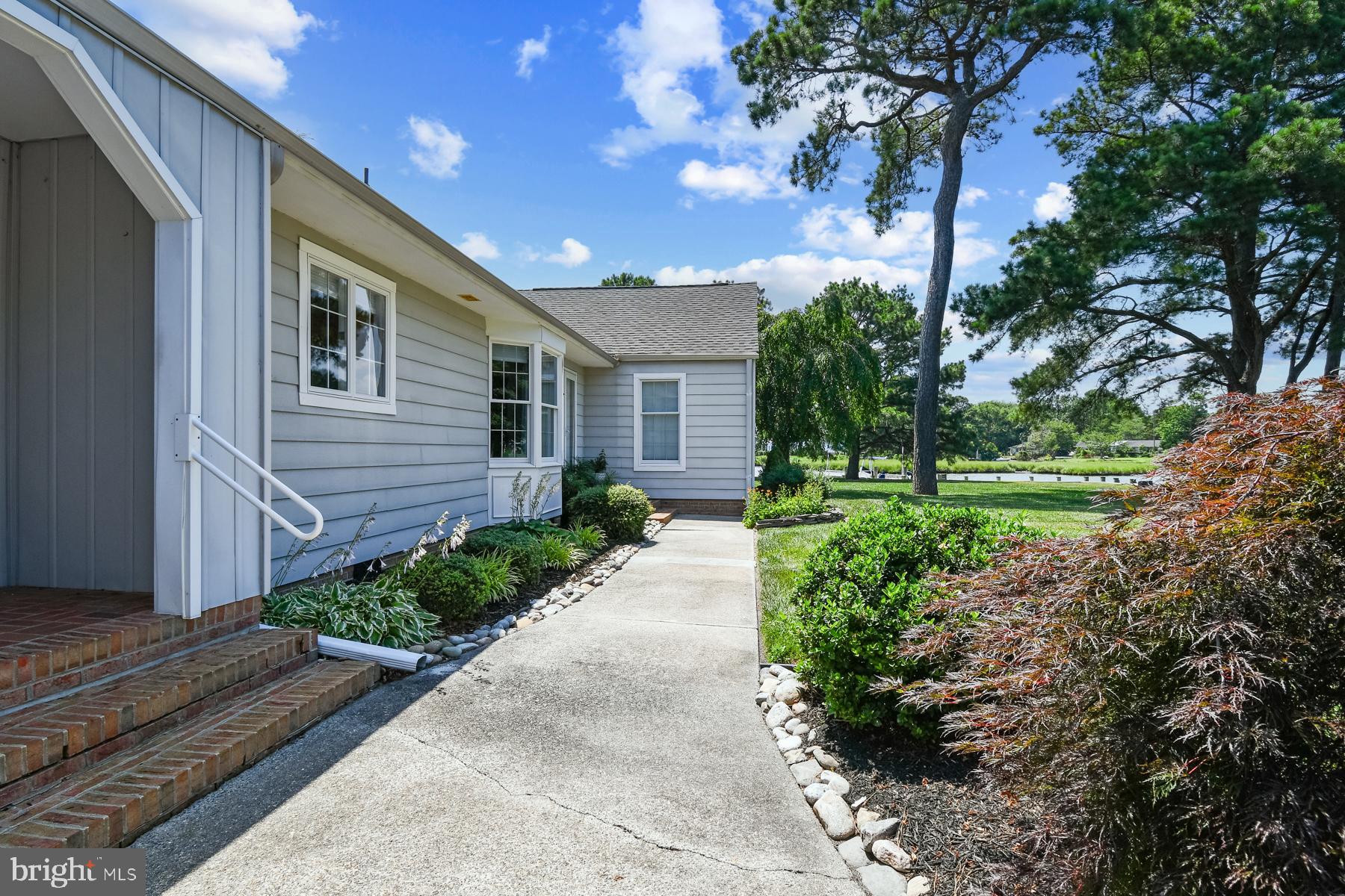 HOLIDAY HARBOR - Residential