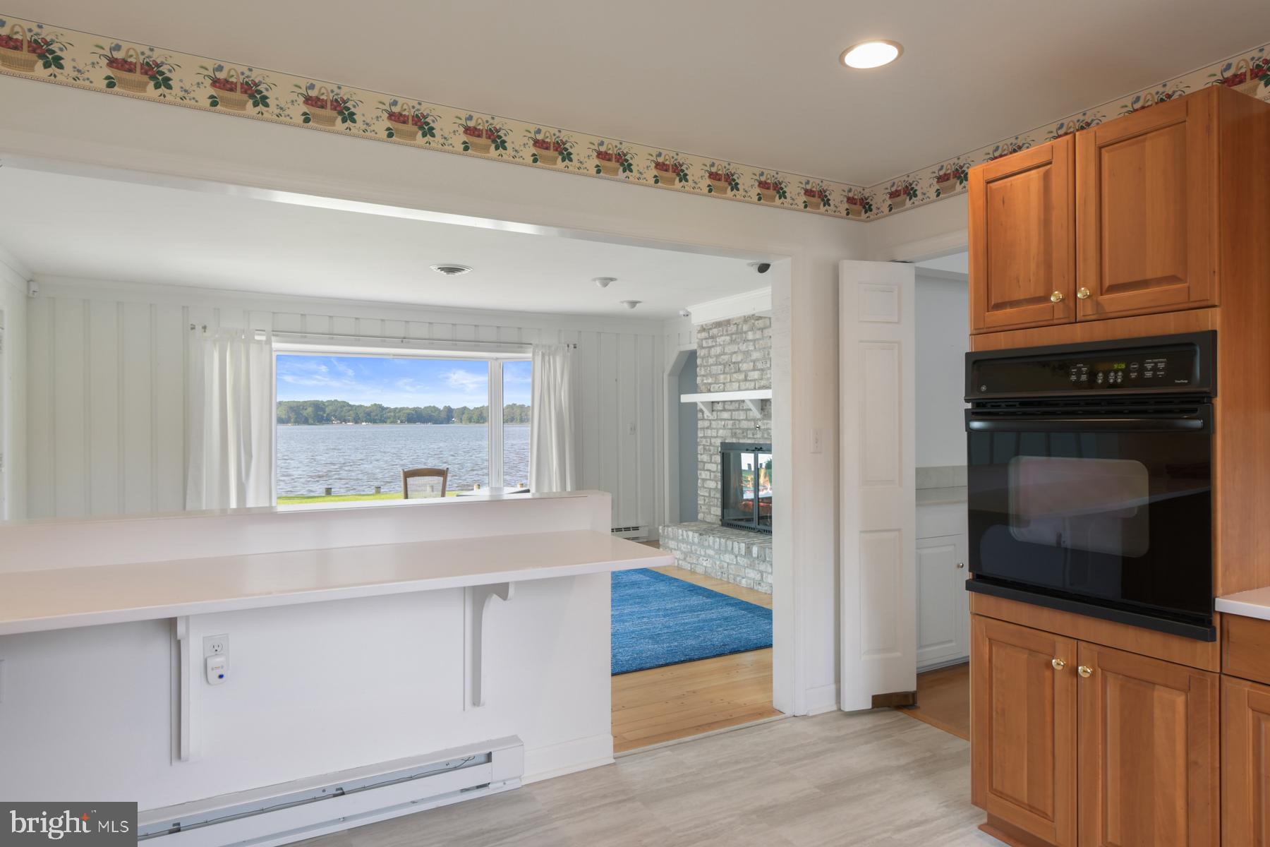 HOLIDAY HARBOR - Residential