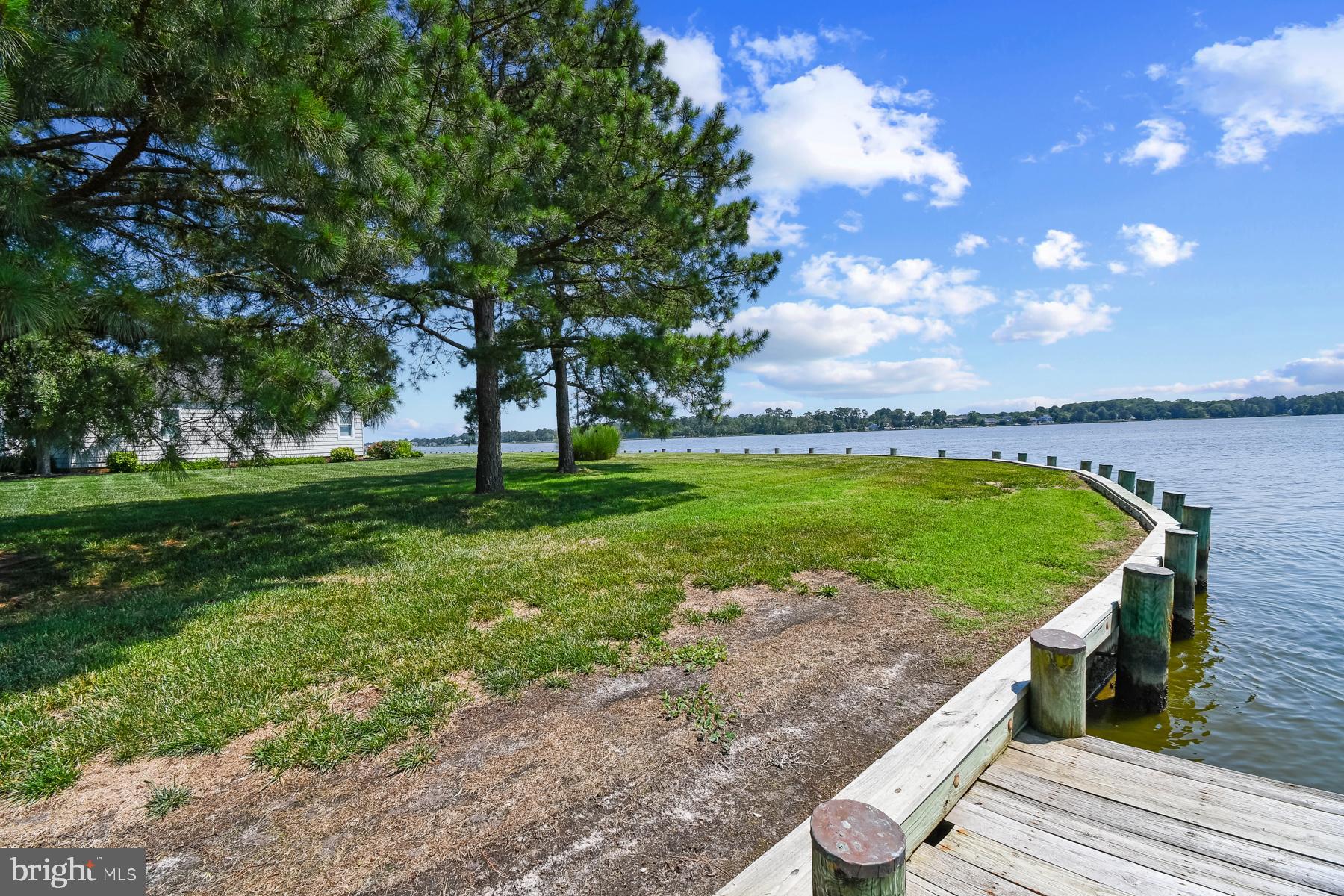 HOLIDAY HARBOR - Residential