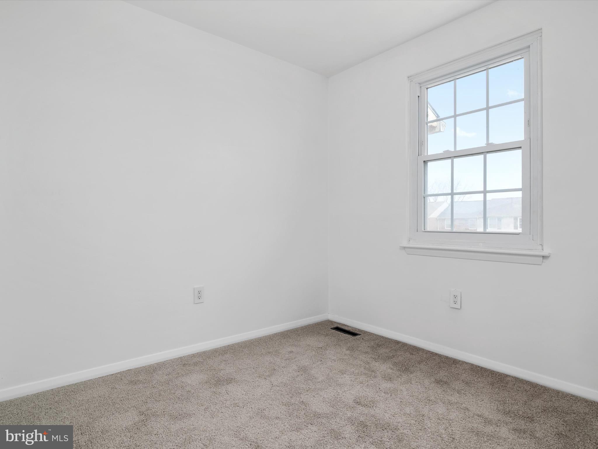 ELIZABETHS LANDING - Residential