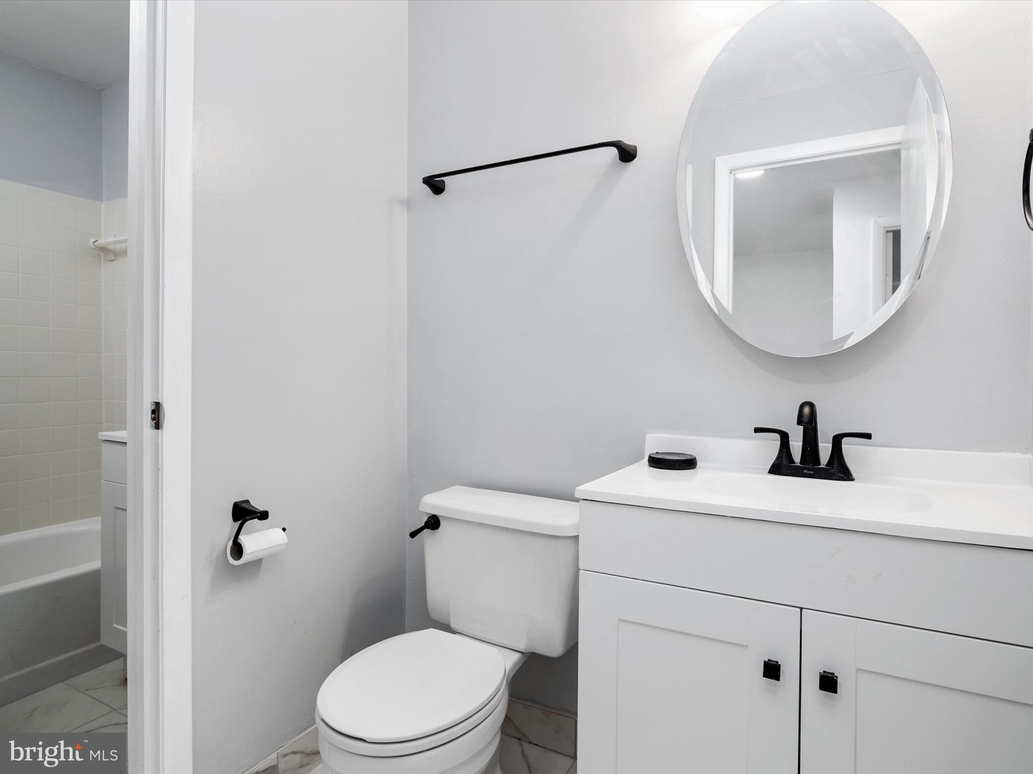 ELIZABETHS LANDING - Residential