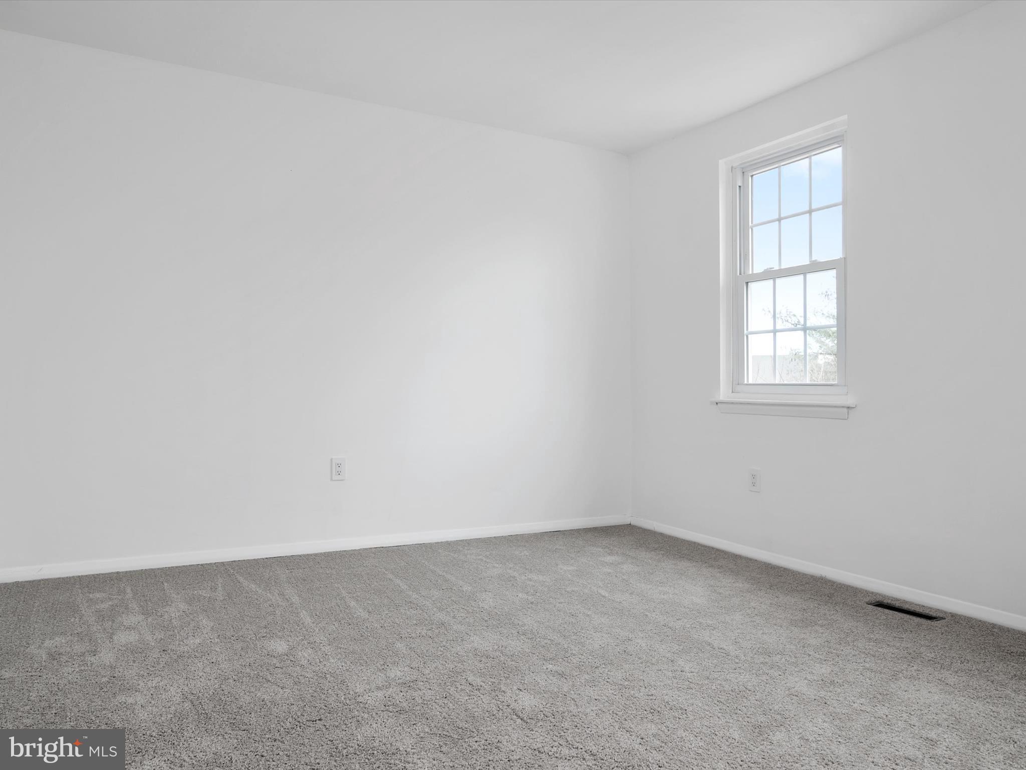 ELIZABETHS LANDING - Residential