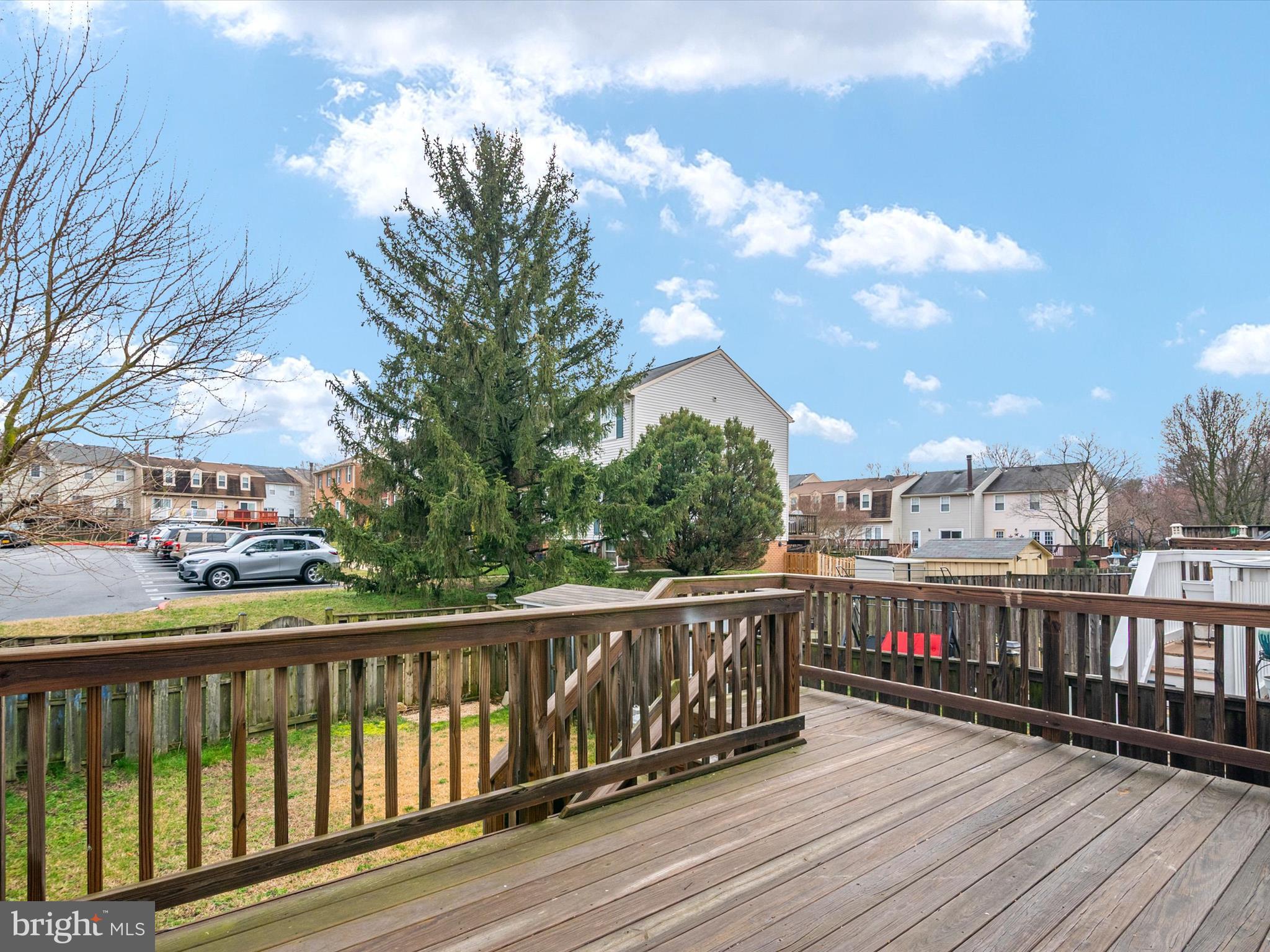 ELIZABETHS LANDING - Residential