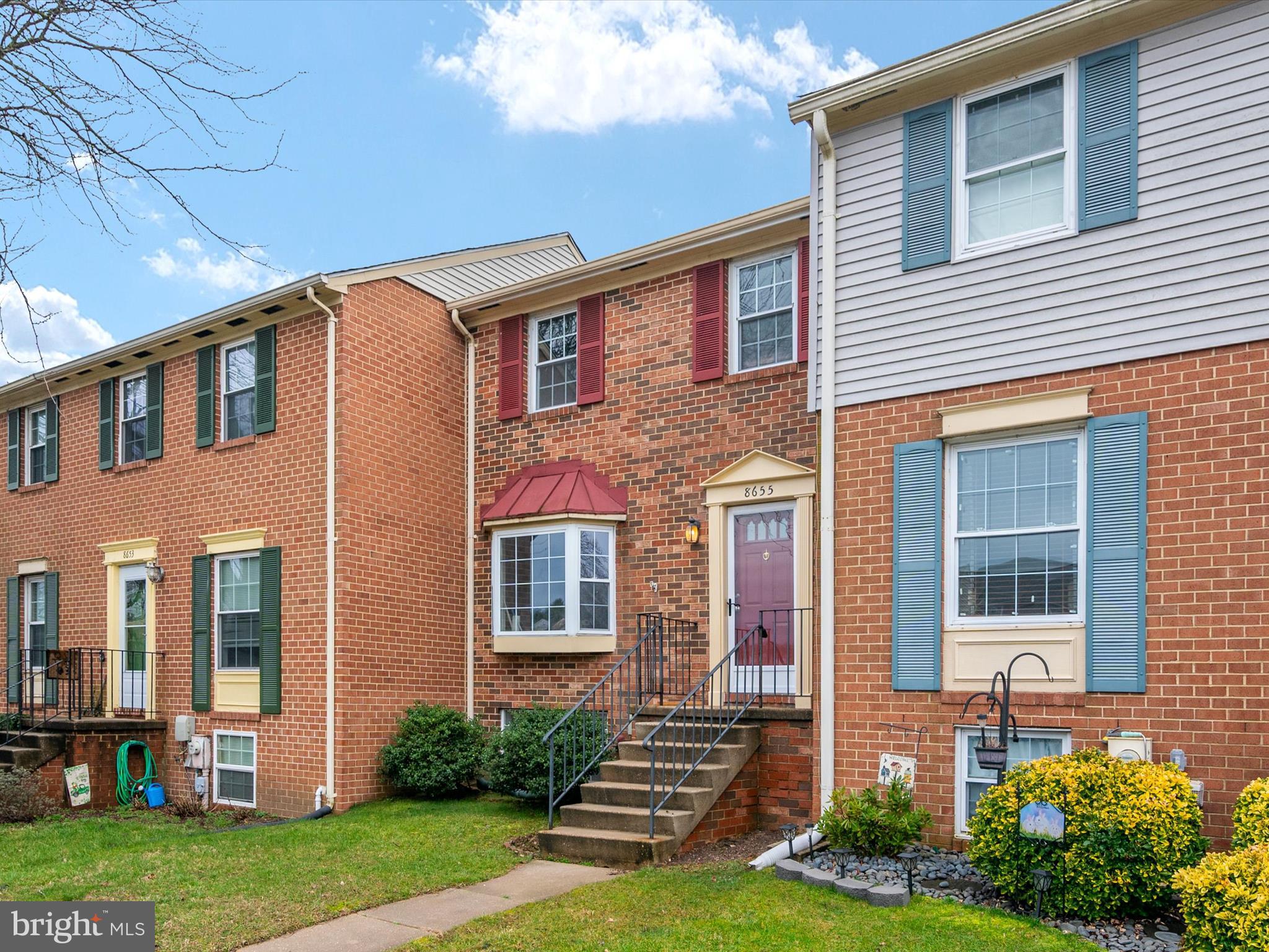 ELIZABETHS LANDING - Residential