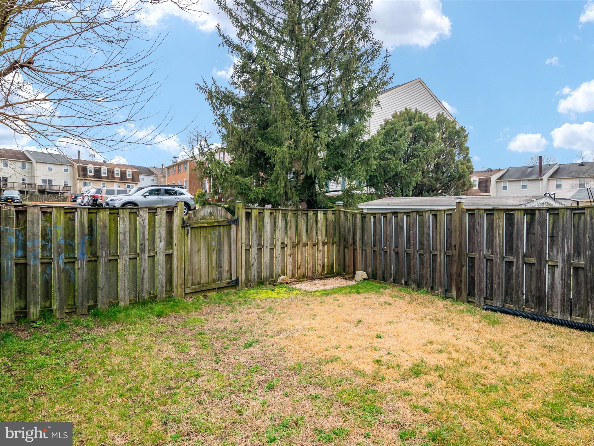 ELIZABETHS LANDING - Residential