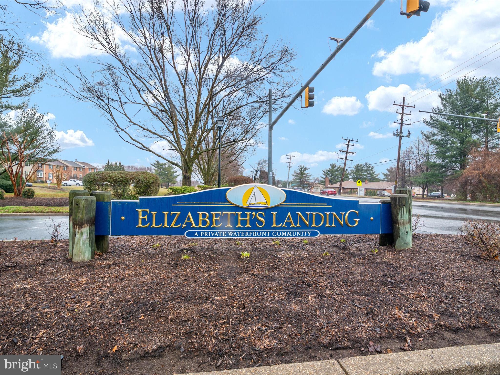 ELIZABETHS LANDING - Residential