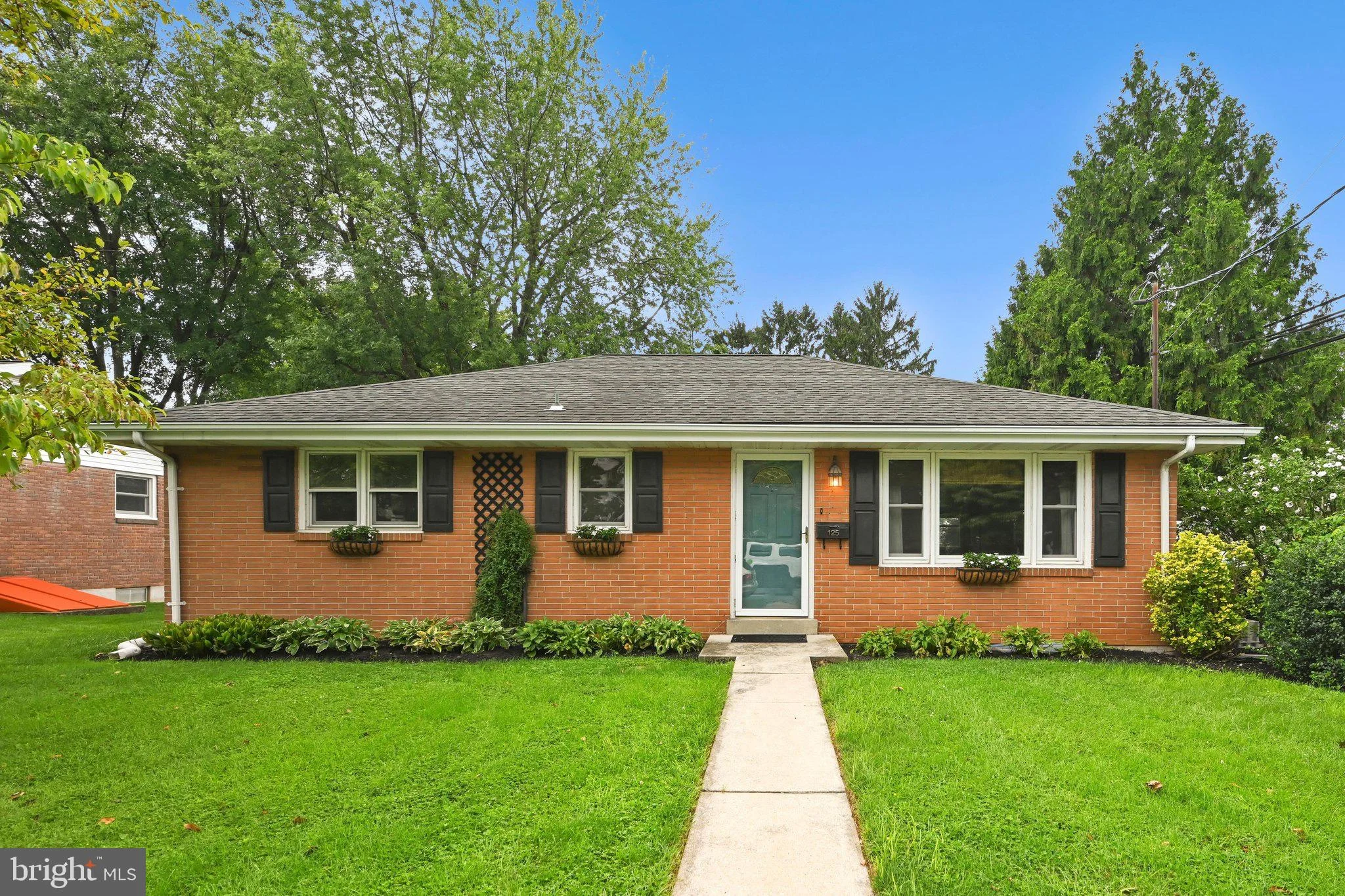 125 S Center Avenue, Palmyra, PA, 17078