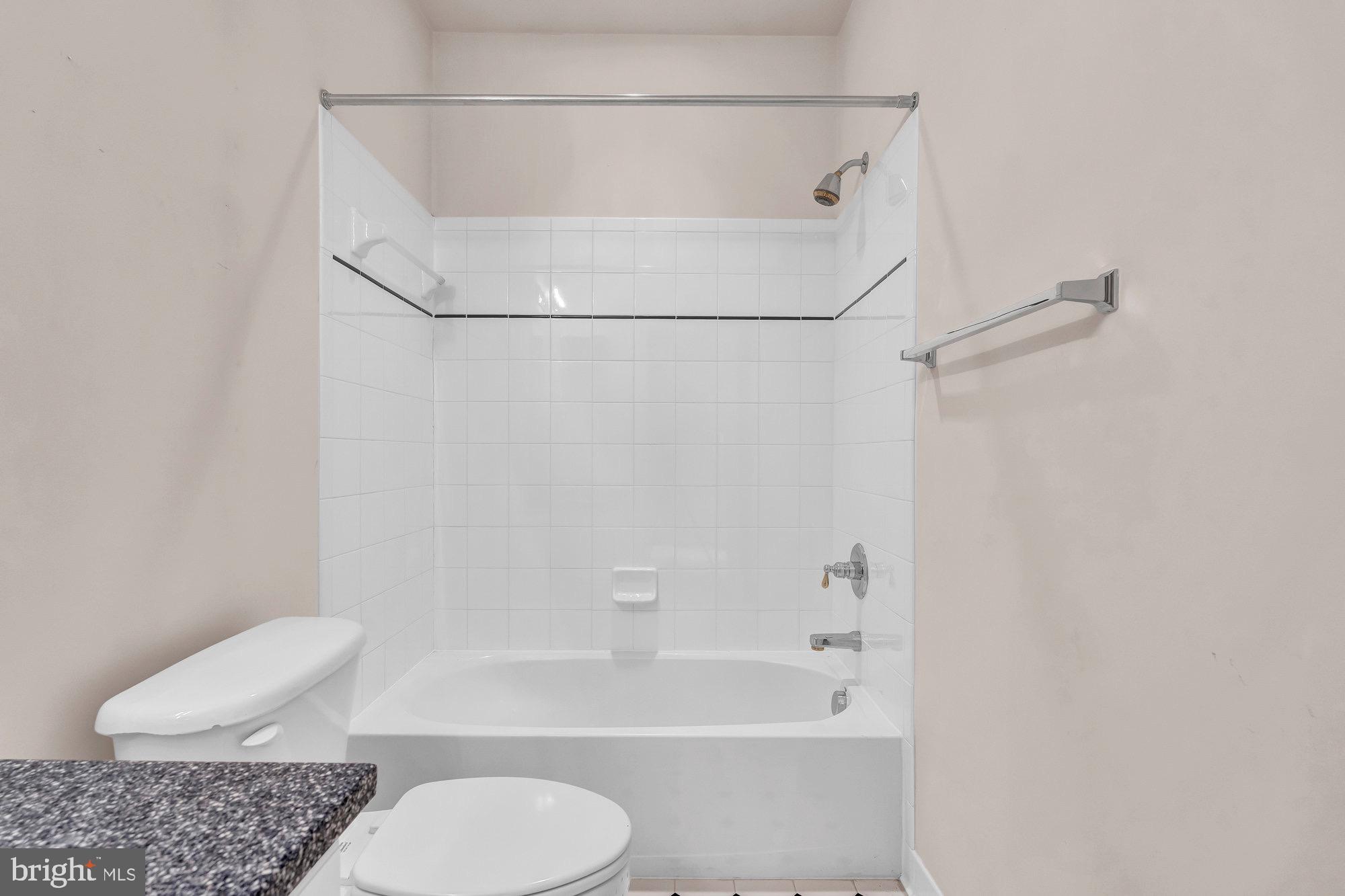 BROADLANDS SOUTH - Residential