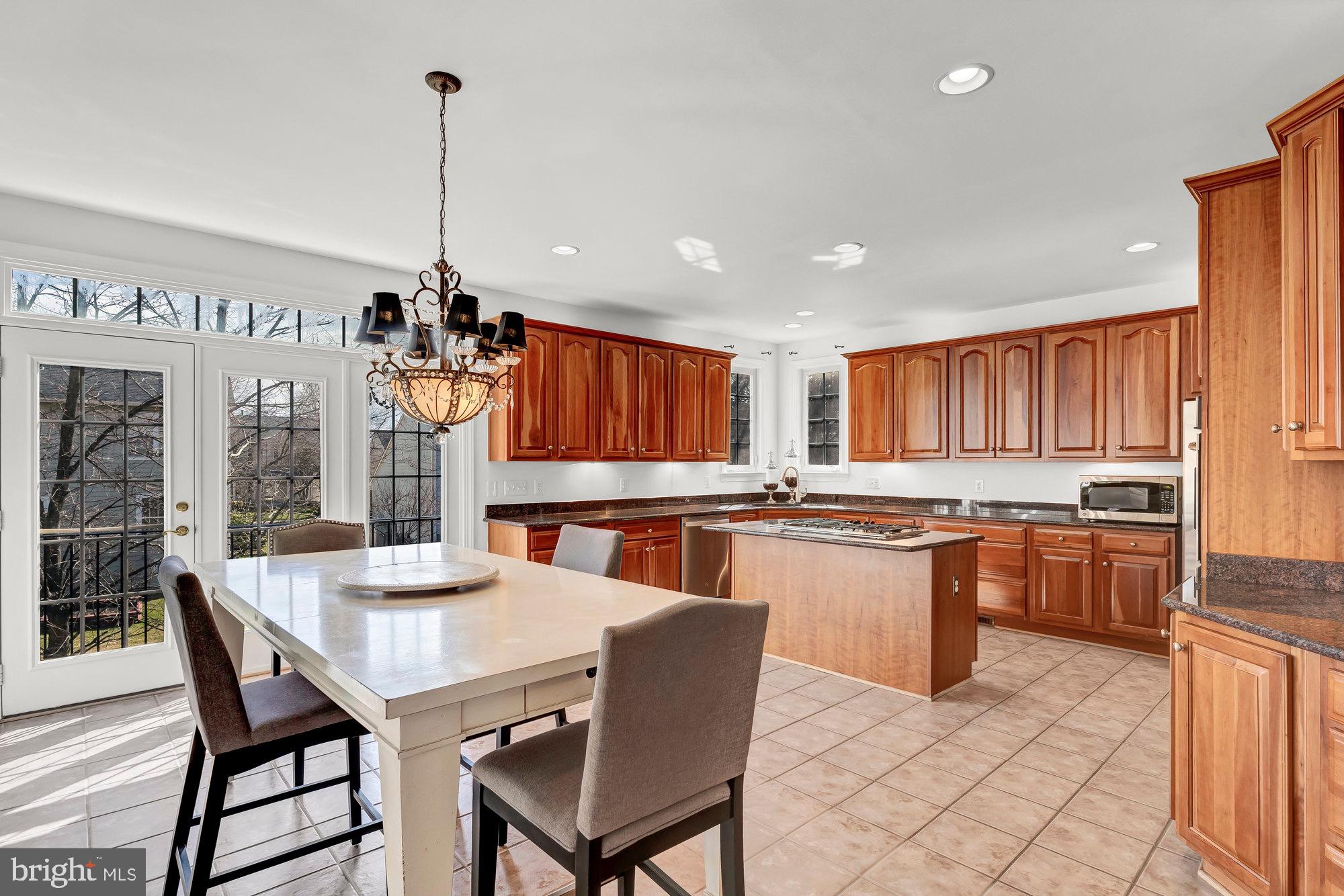 BROADLANDS SOUTH - Residential