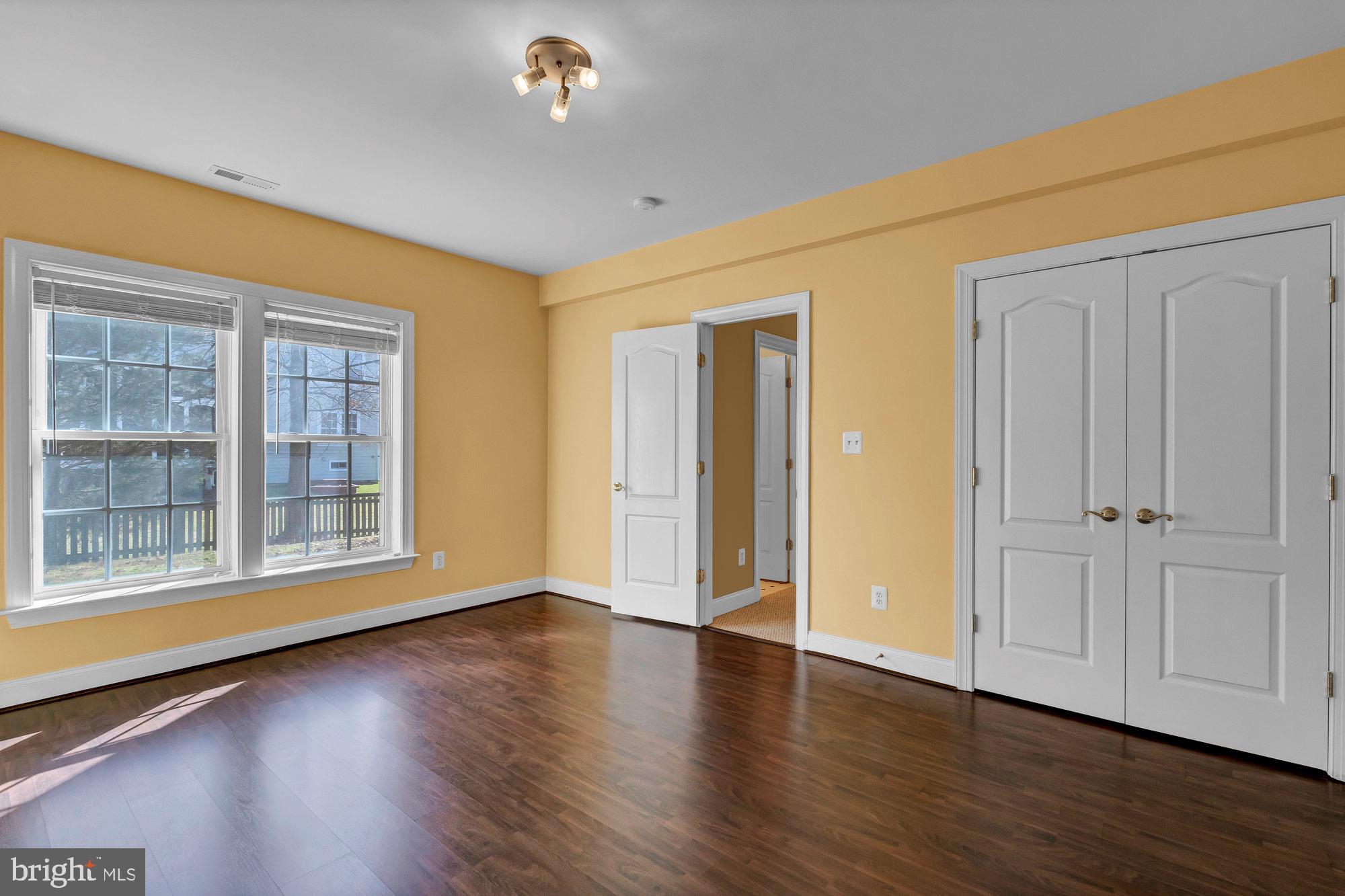 BROADLANDS SOUTH - Residential