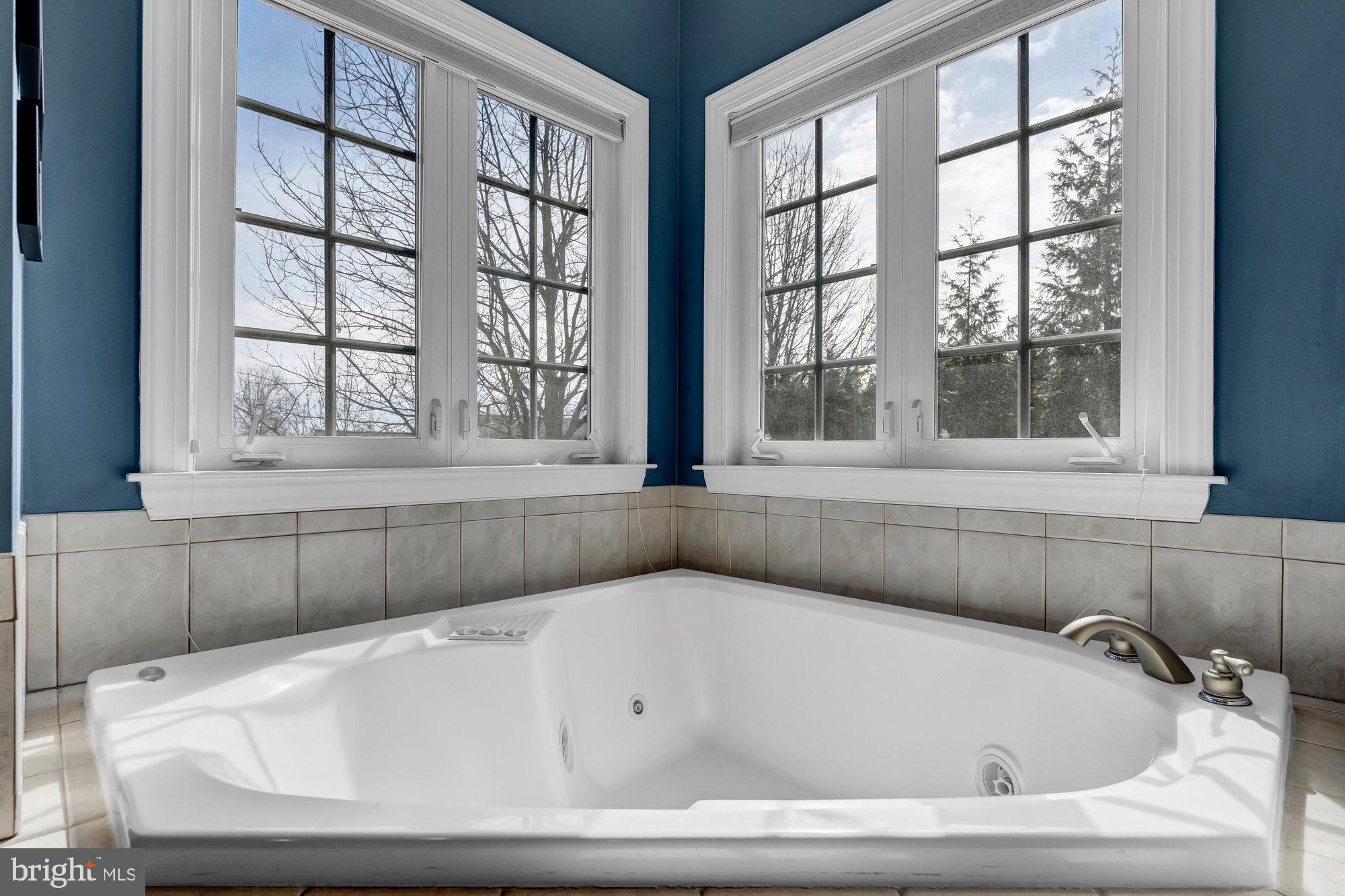 BROADLANDS SOUTH - Residential