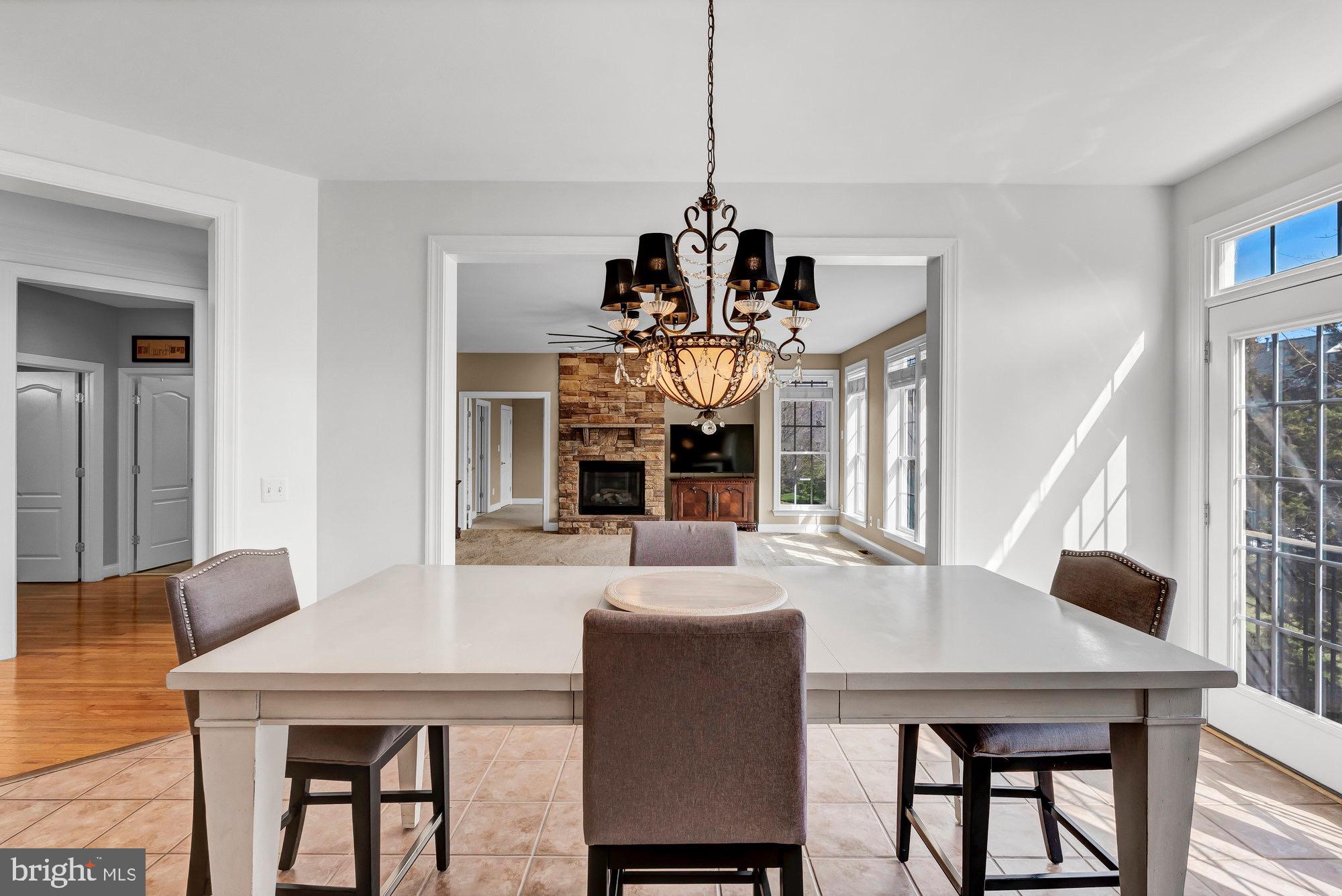 BROADLANDS SOUTH - Residential