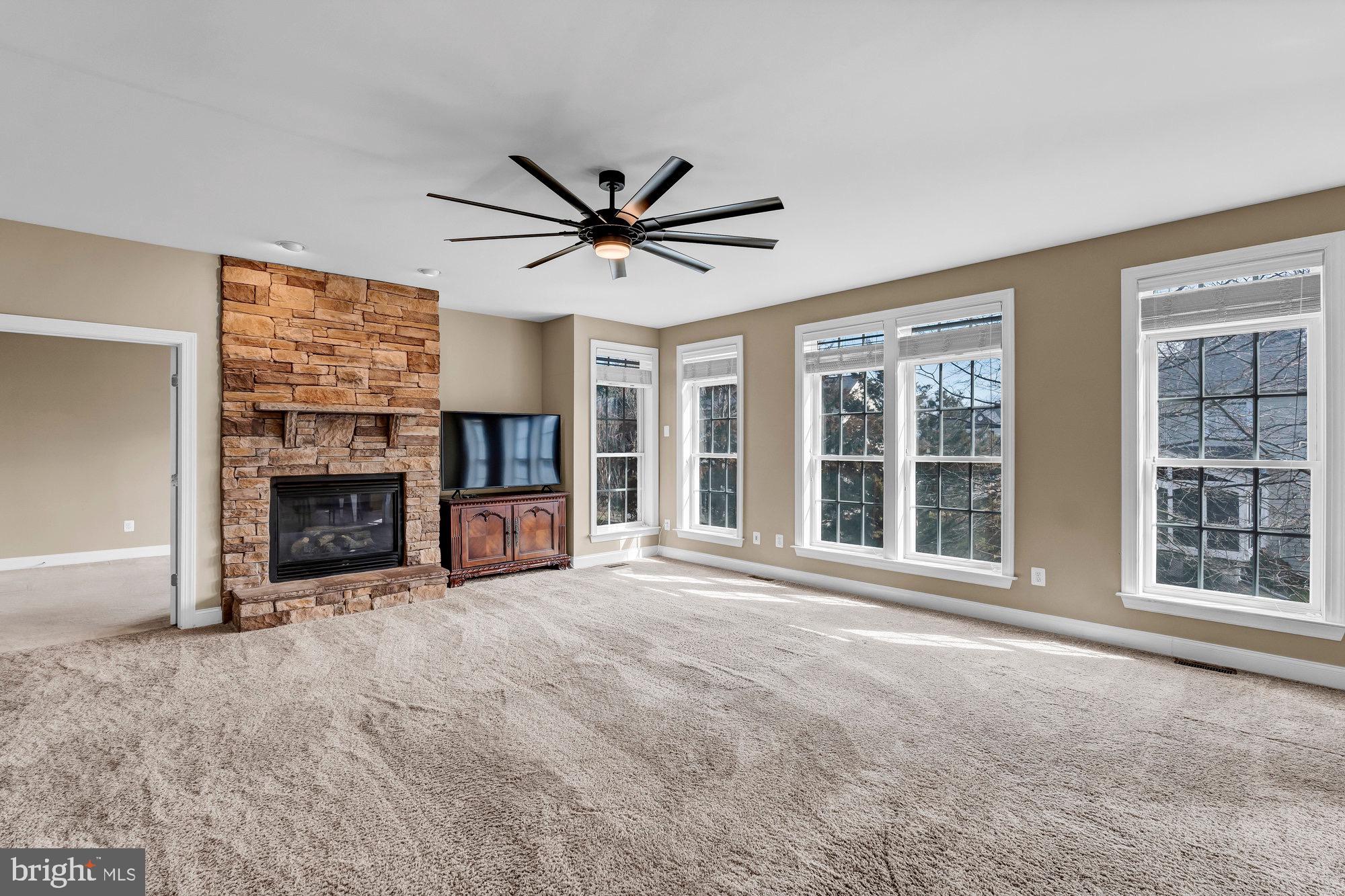 BROADLANDS SOUTH - Residential