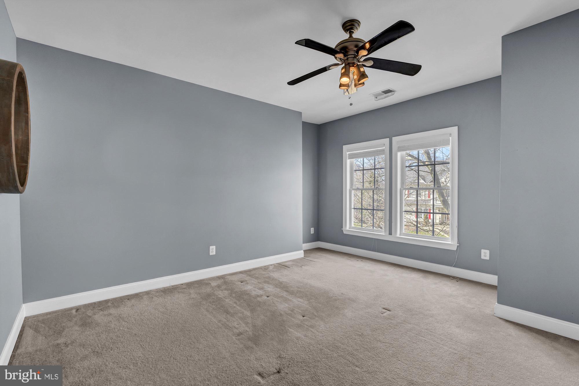 BROADLANDS SOUTH - Residential