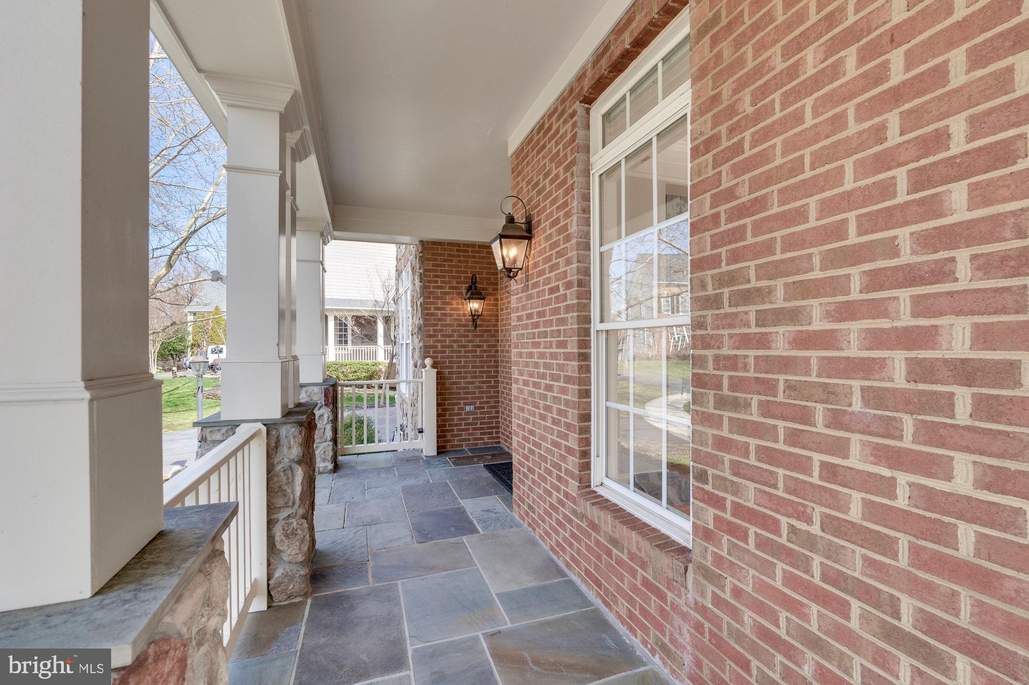 BROADLANDS SOUTH - Residential