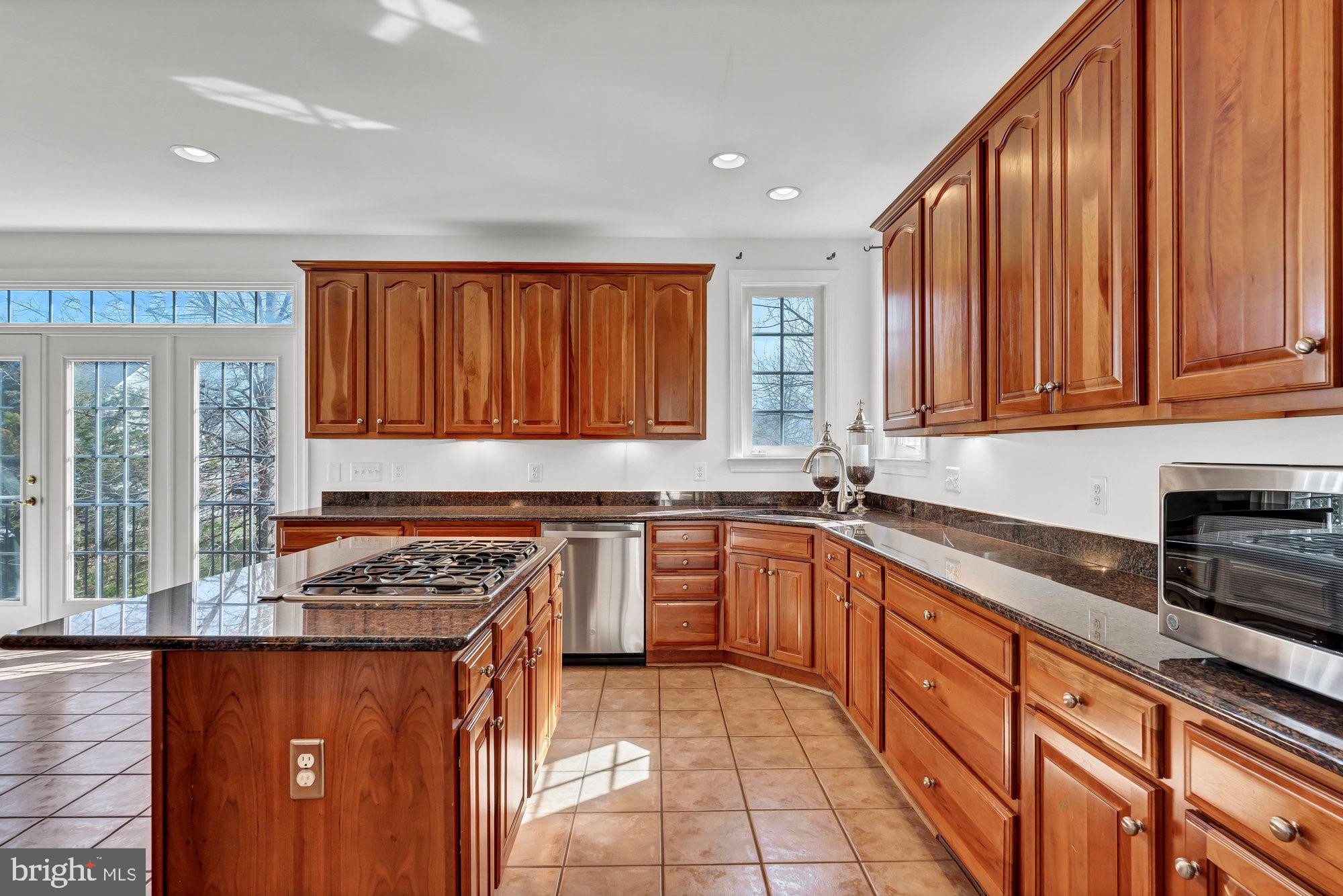 BROADLANDS SOUTH - Residential