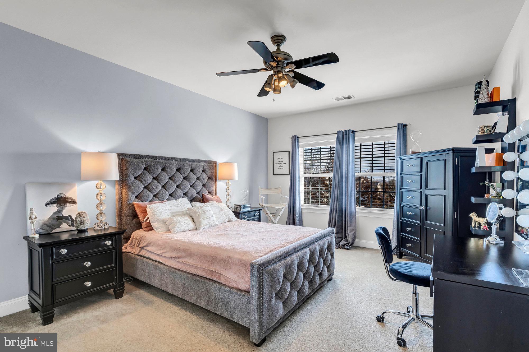 BROADLANDS SOUTH - Residential