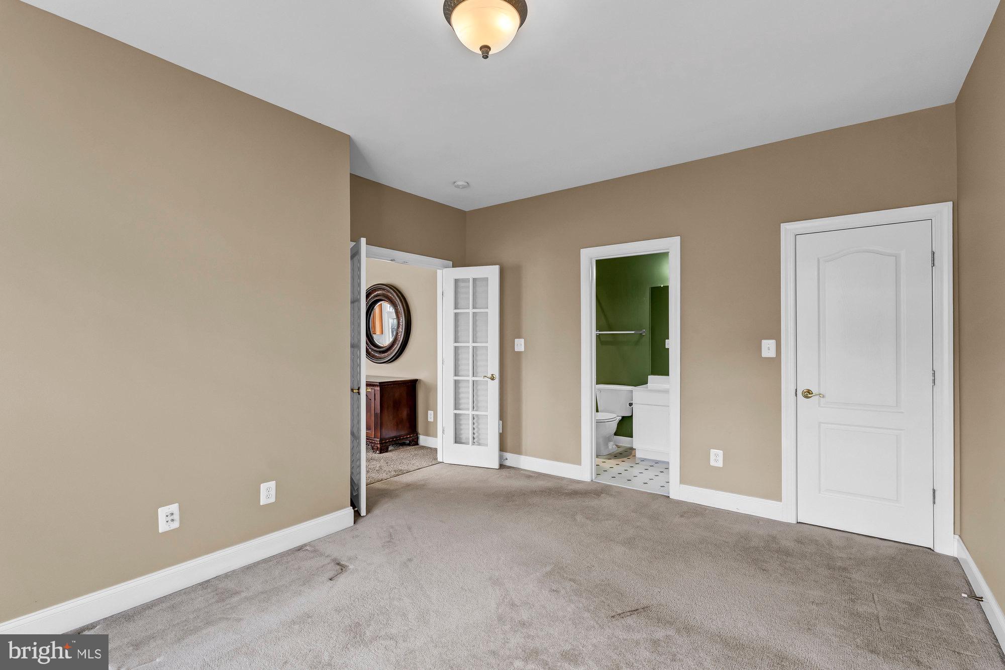 BROADLANDS SOUTH - Residential