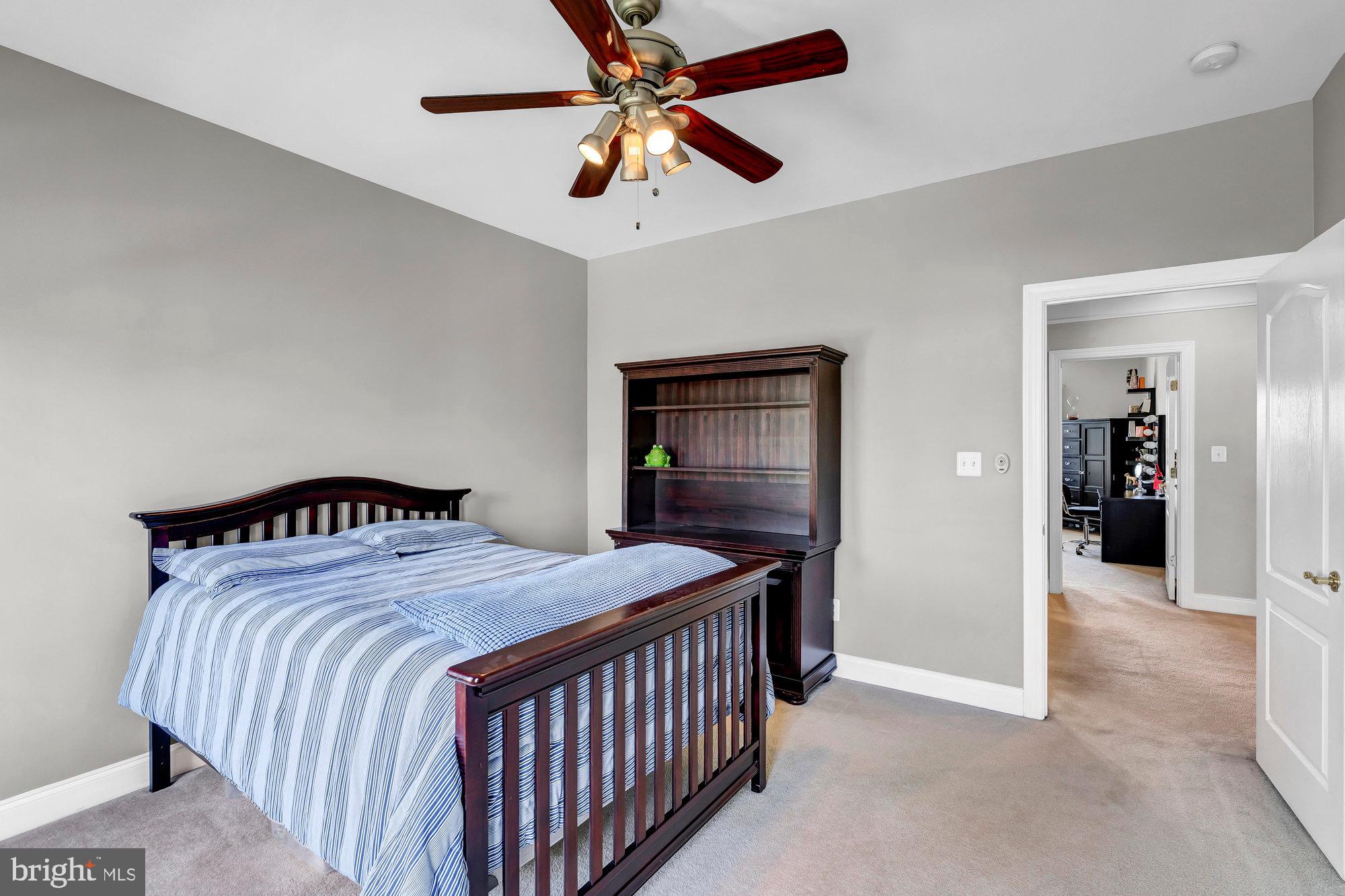 BROADLANDS SOUTH - Residential