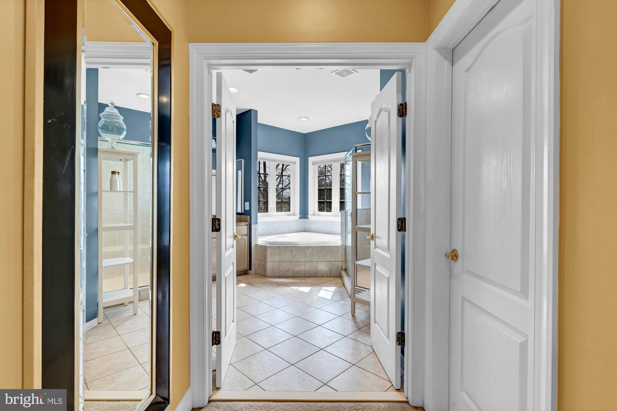 BROADLANDS SOUTH - Residential