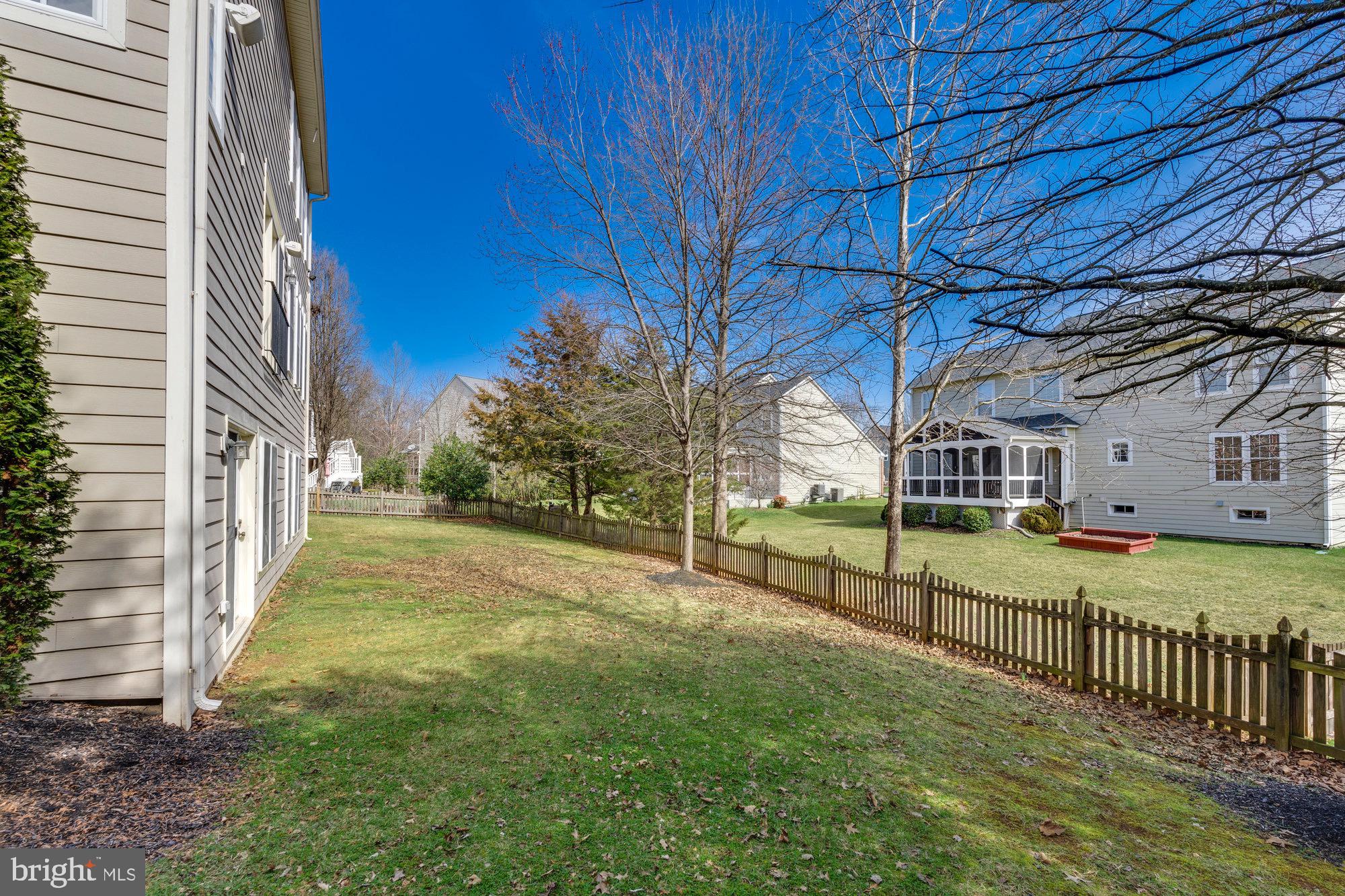 BROADLANDS SOUTH - Residential