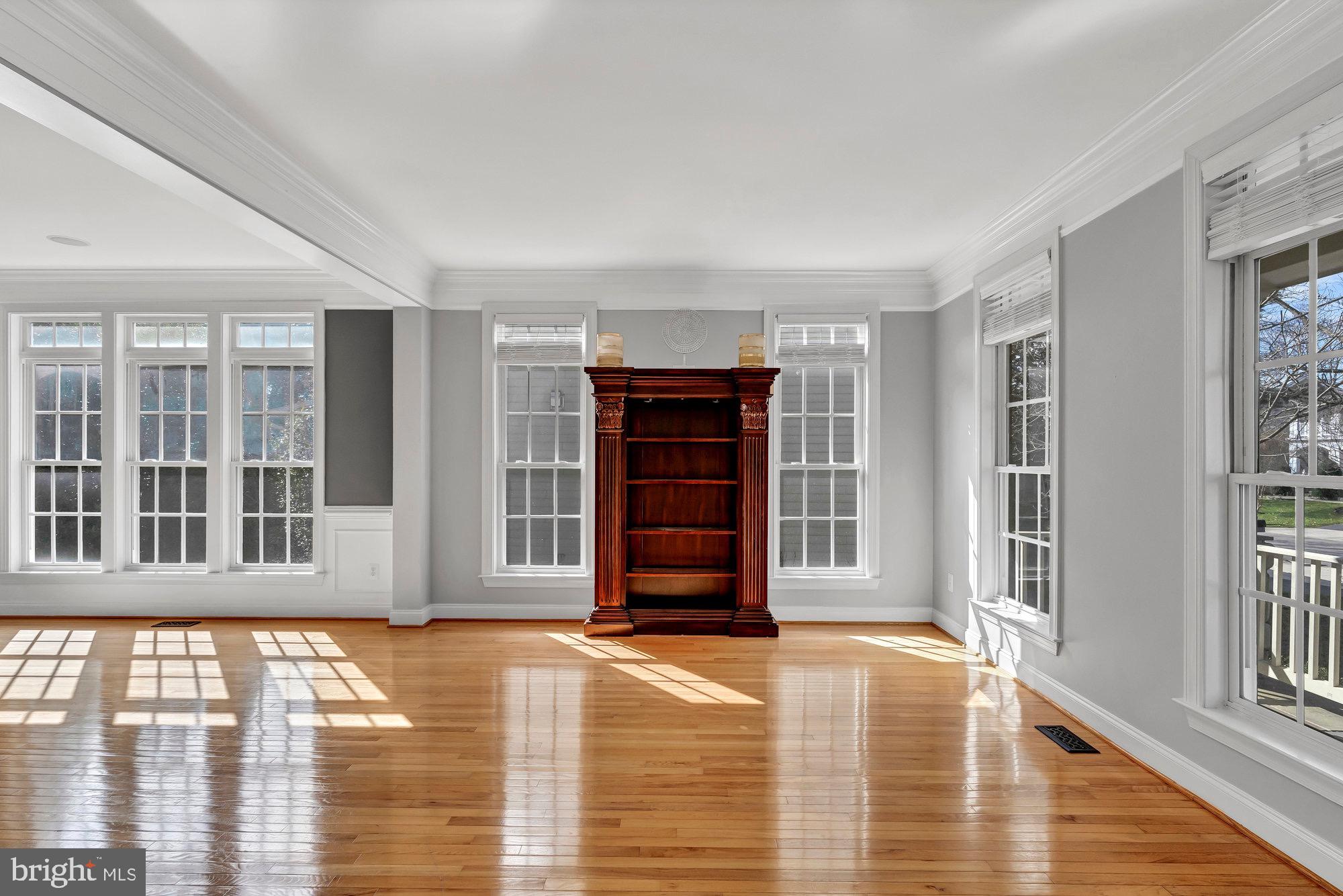 BROADLANDS SOUTH - Residential