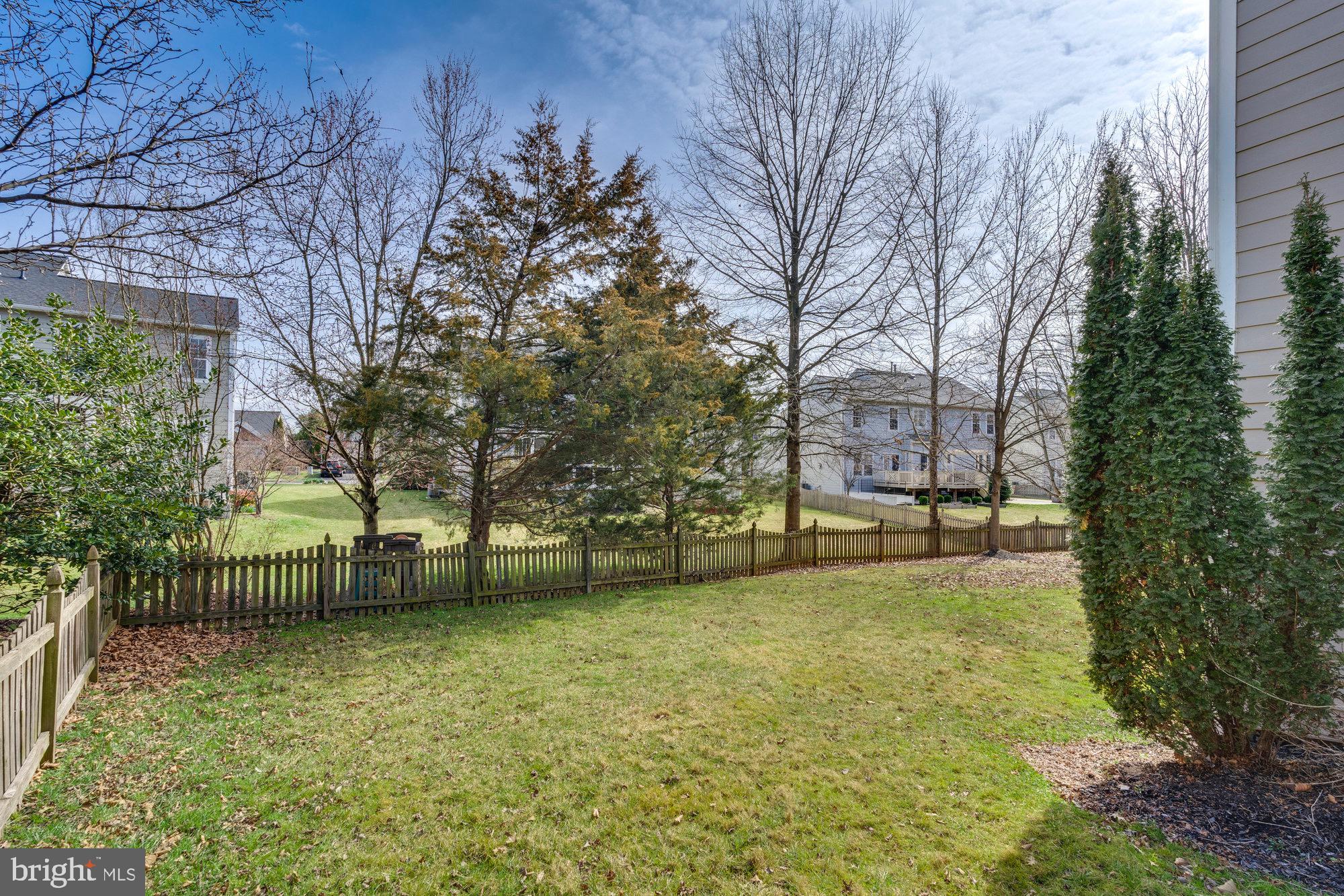 BROADLANDS SOUTH - Residential