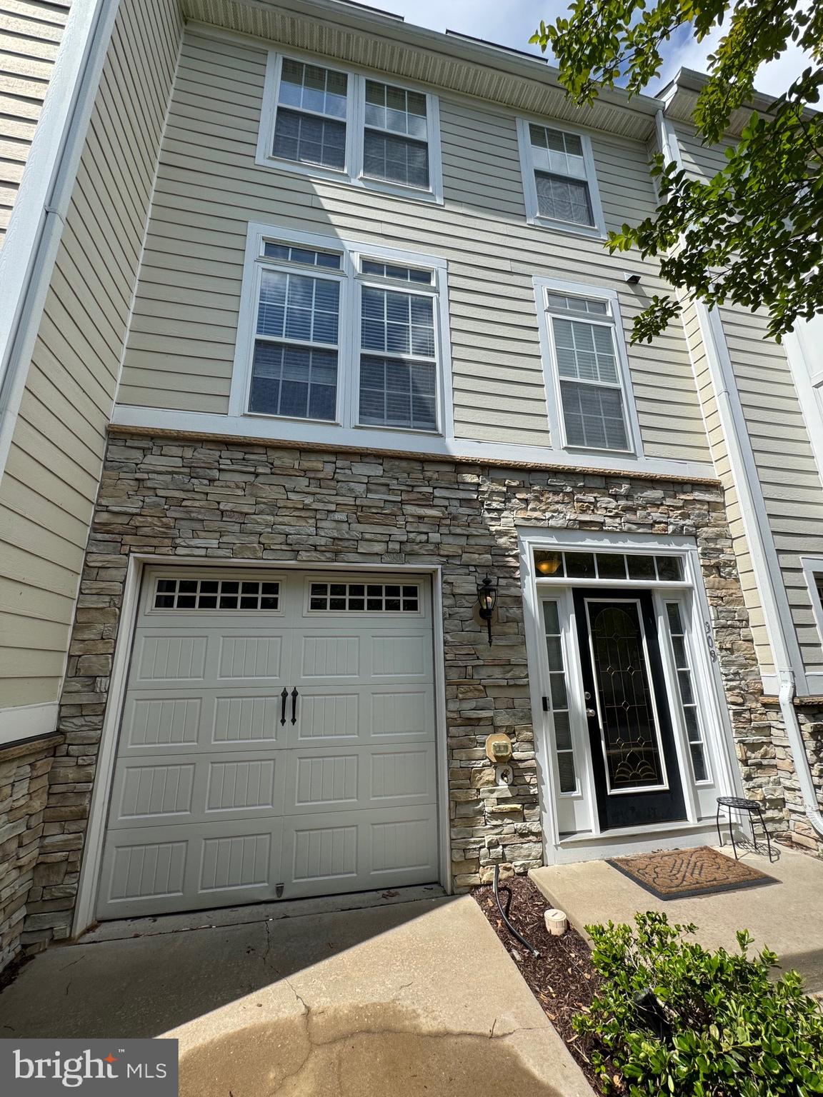 309 MONROE POINT DRIVE