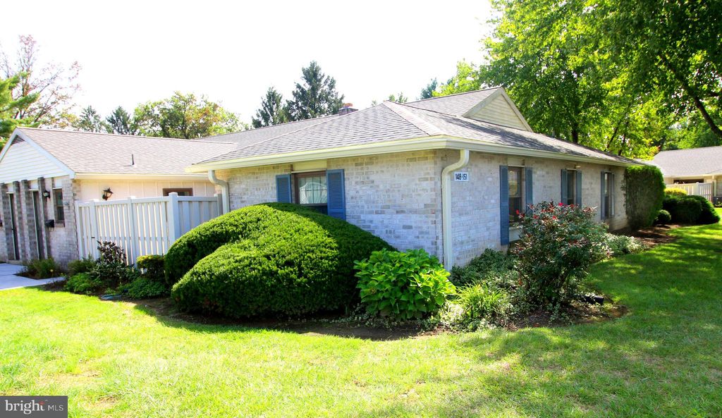 Photo of 151 VALLEYBROOK DR, LANCASTER, PA 17601 (MLS # PALA2041250)