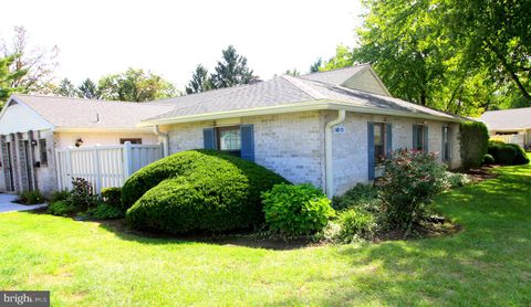 Photo of 151 VALLEYBROOK DR, LANCASTER, PA 17601 (MLS # PALA2041250)