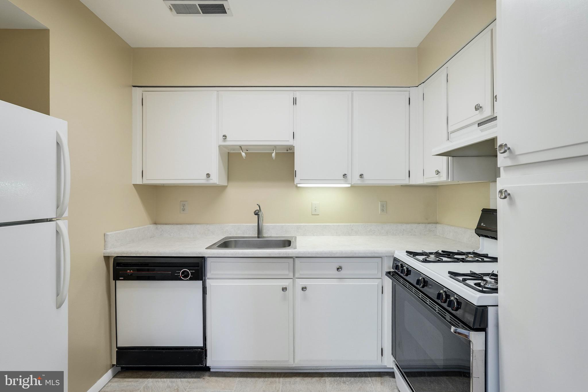 AMERICANA FINMARK - Residential