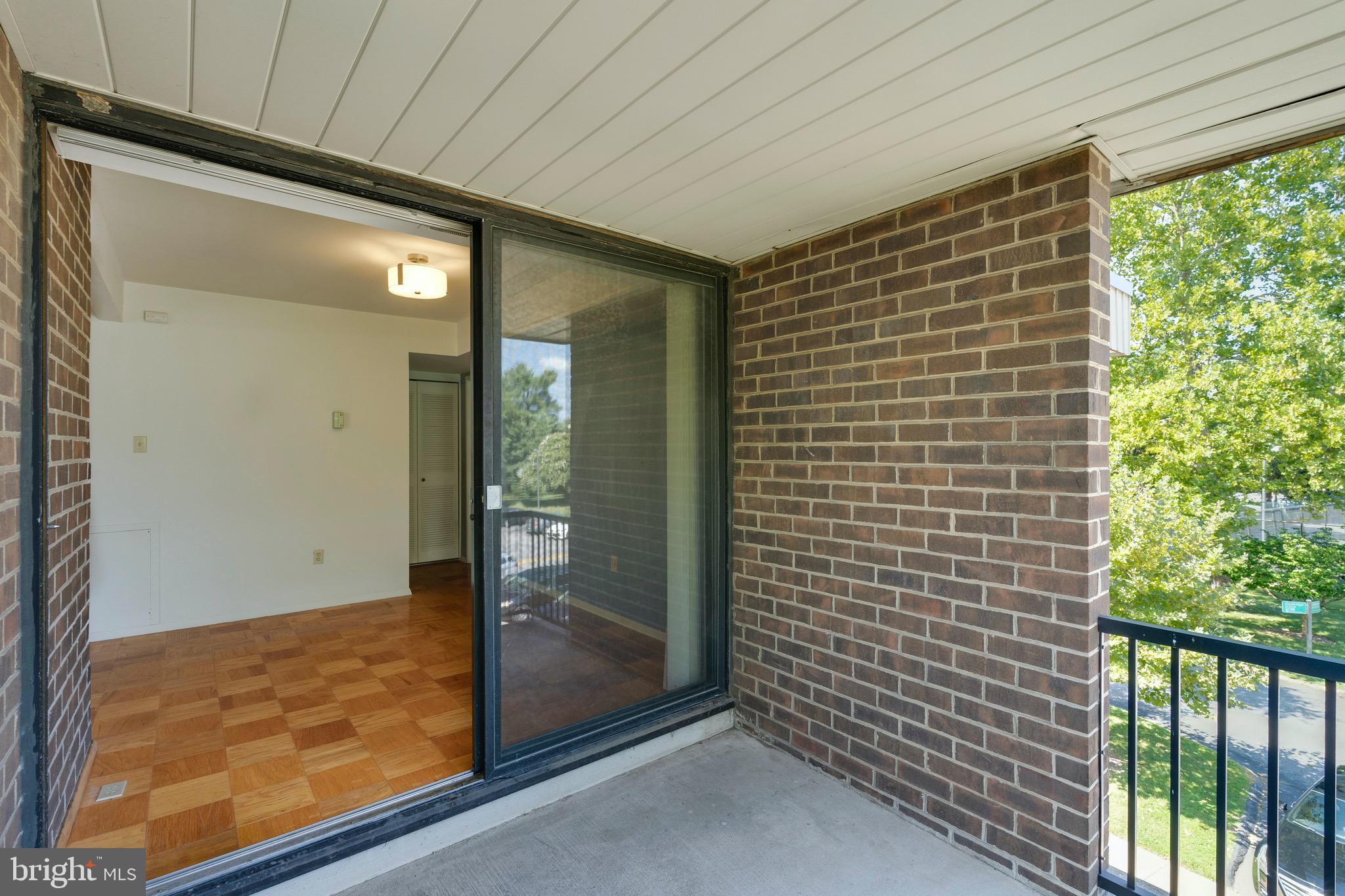 AMERICANA FINMARK - Residential