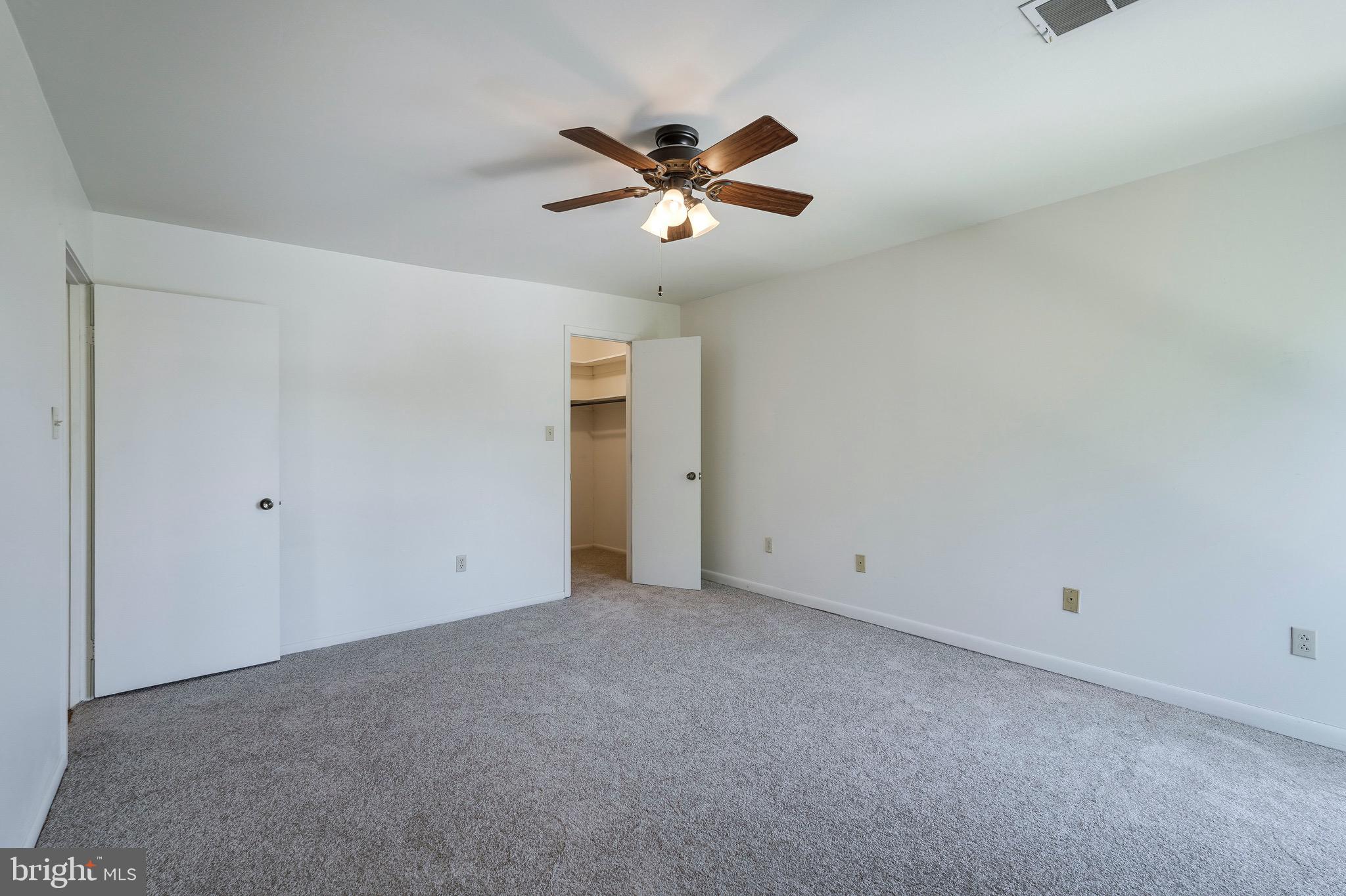 AMERICANA FINMARK - Residential