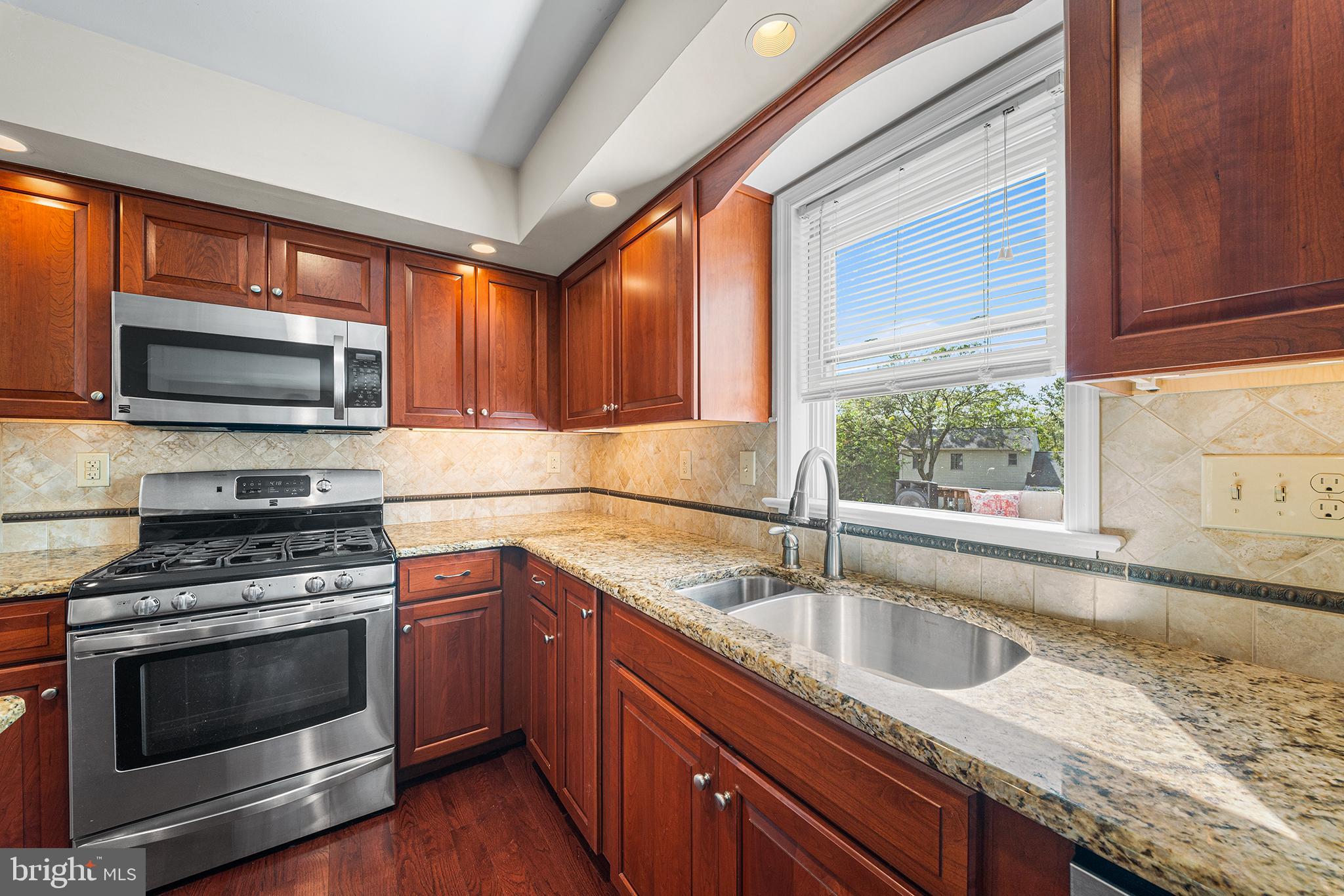 PLEASANTVIEW ESTS - Residential