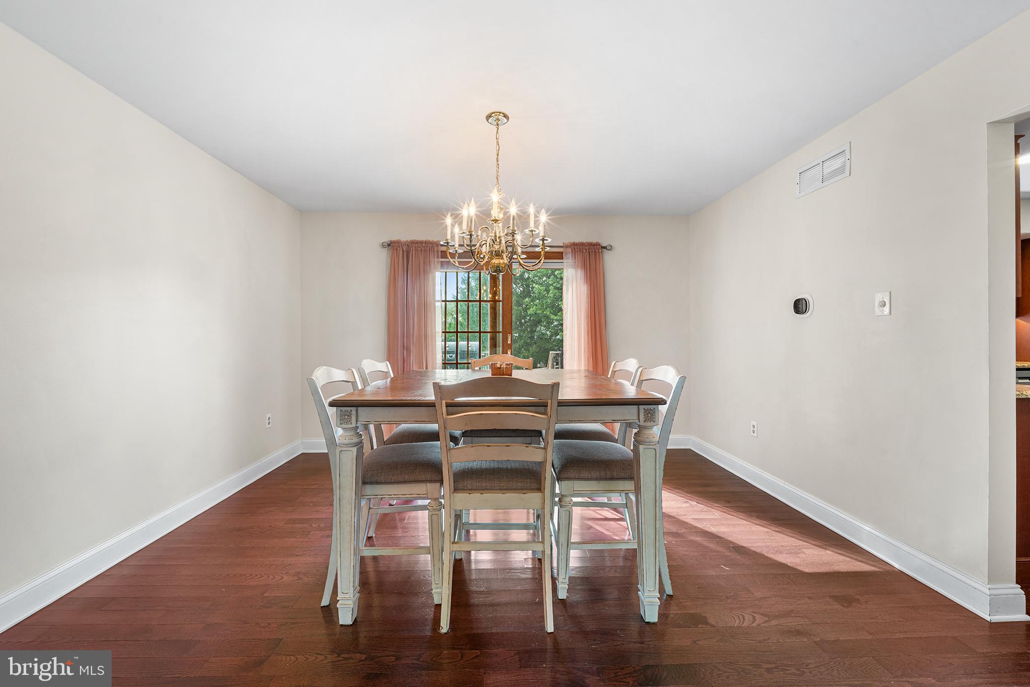 PLEASANTVIEW ESTS - Residential