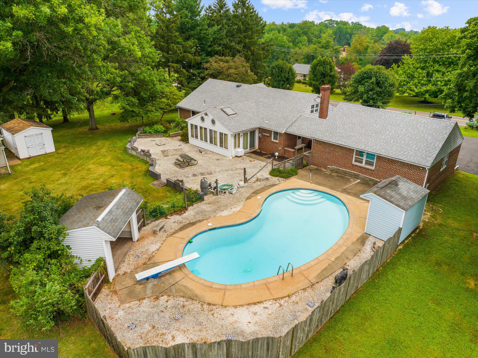 338 BOROUGH LINE ROAD