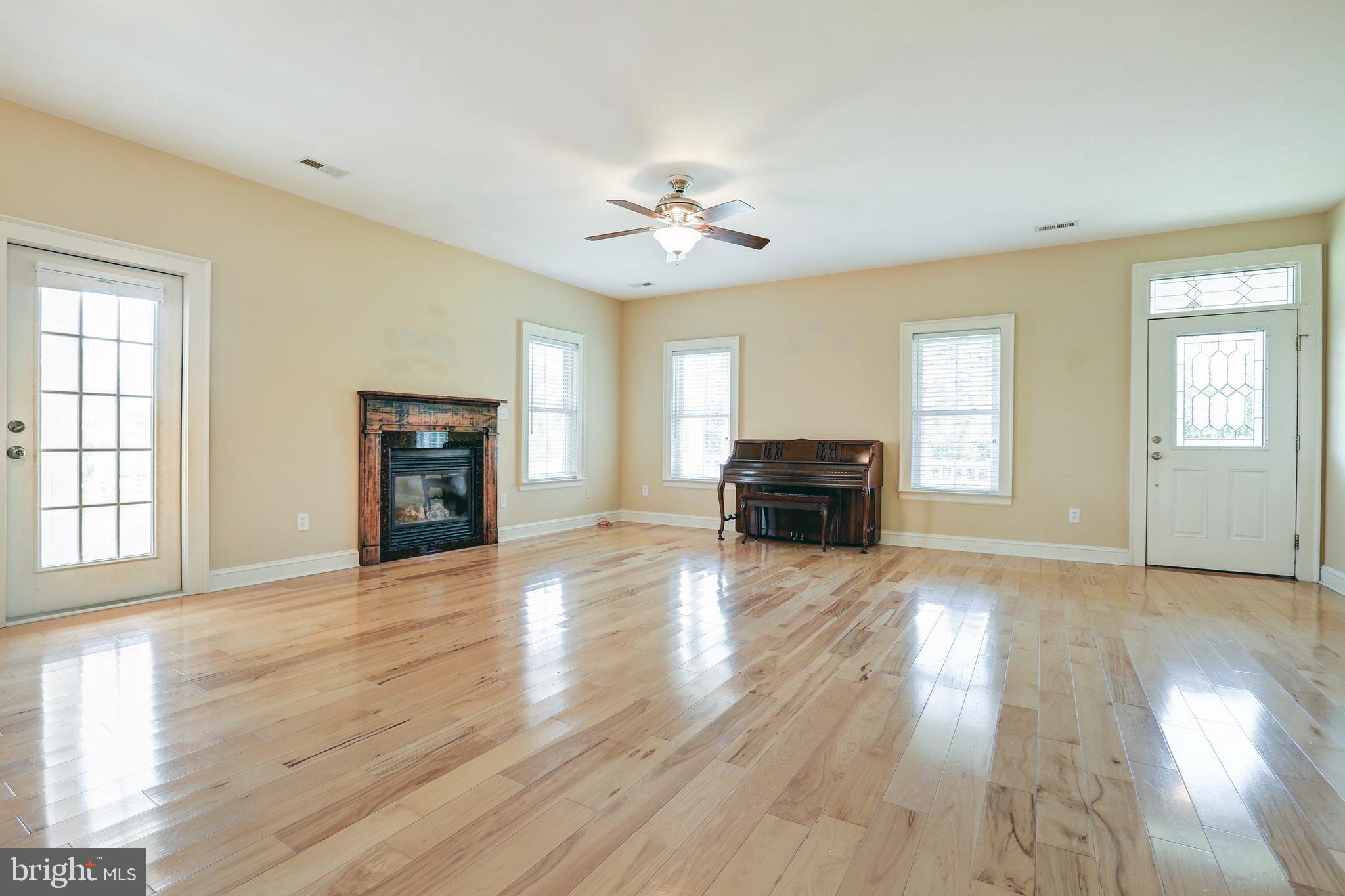 THE WATERS AT LAKE ANNA - Residential